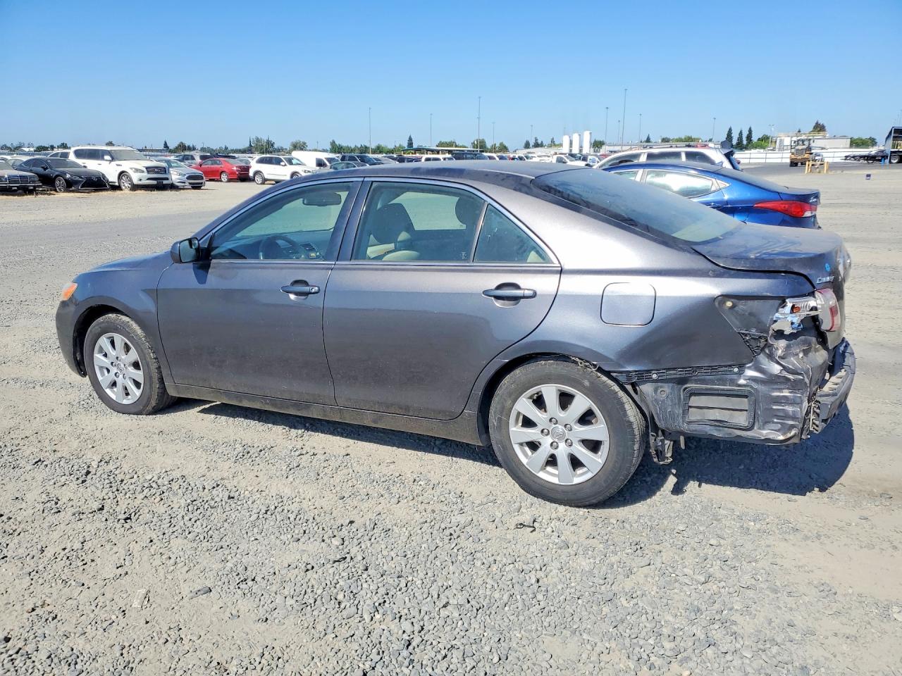 2007 Toyota Camry Xle Gray vin: JTNBE46K873009995