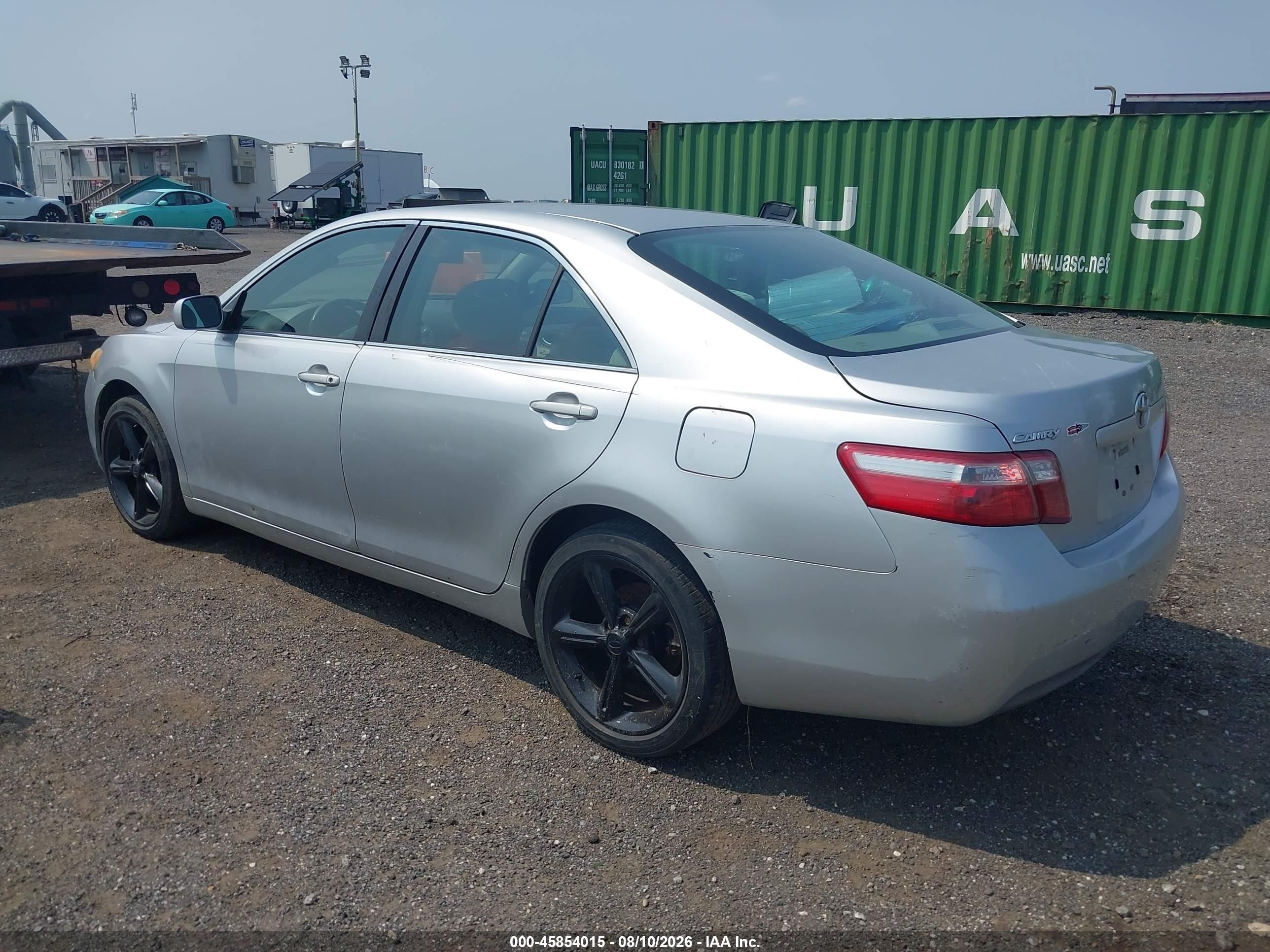 2007 Toyota Camry Le Silver vin: JTNBE46K873012363