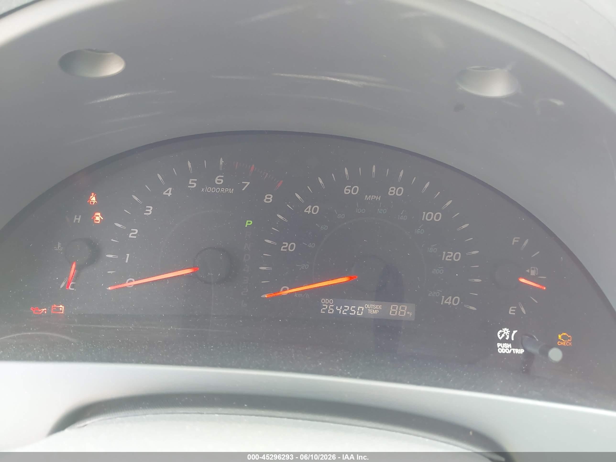 2007 Toyota Camry Le Белый vin: JTNBE46K873055360