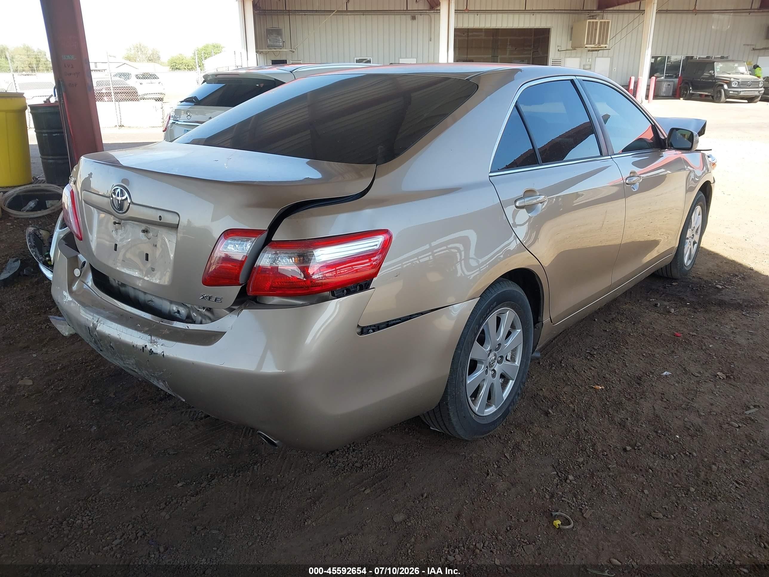 2007 Toyota Camry Xle Beige vin: JTNBE46K873088231