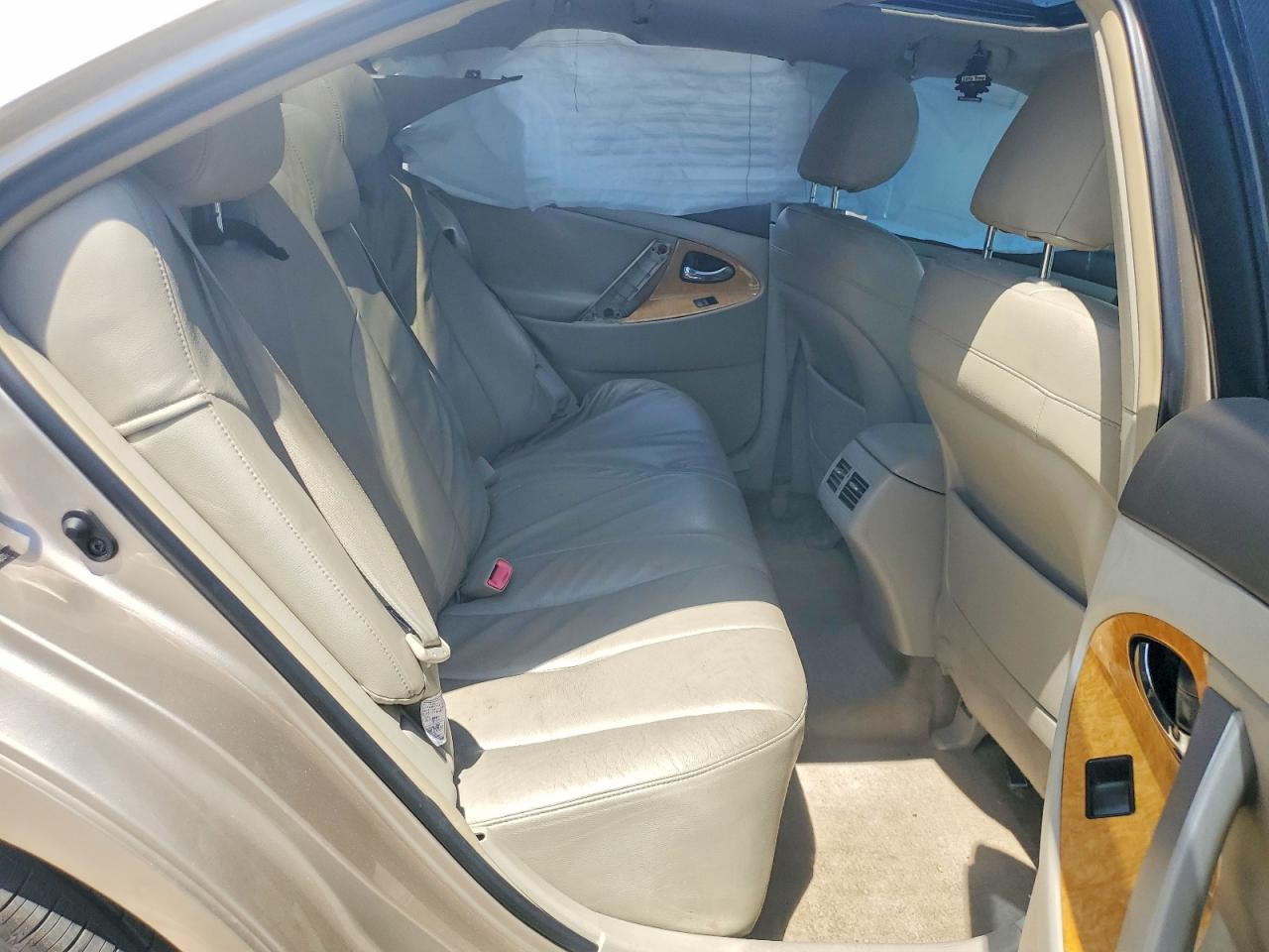 2007 Toyota Camry Xle Gold vin: JTNBE46K873115105