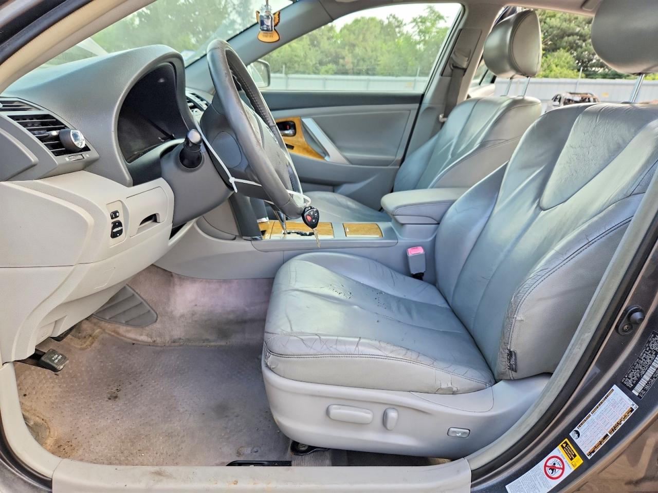 2007 Toyota Camry Xle Серый vin: JTNBE46K973007009
