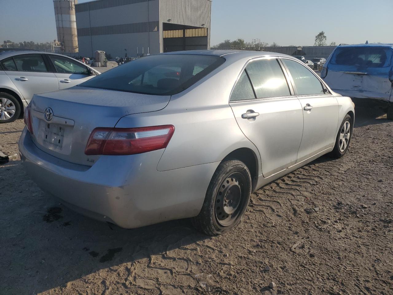 2007 Toyota Camry Ce Silver vin: JTNBE46K973055528