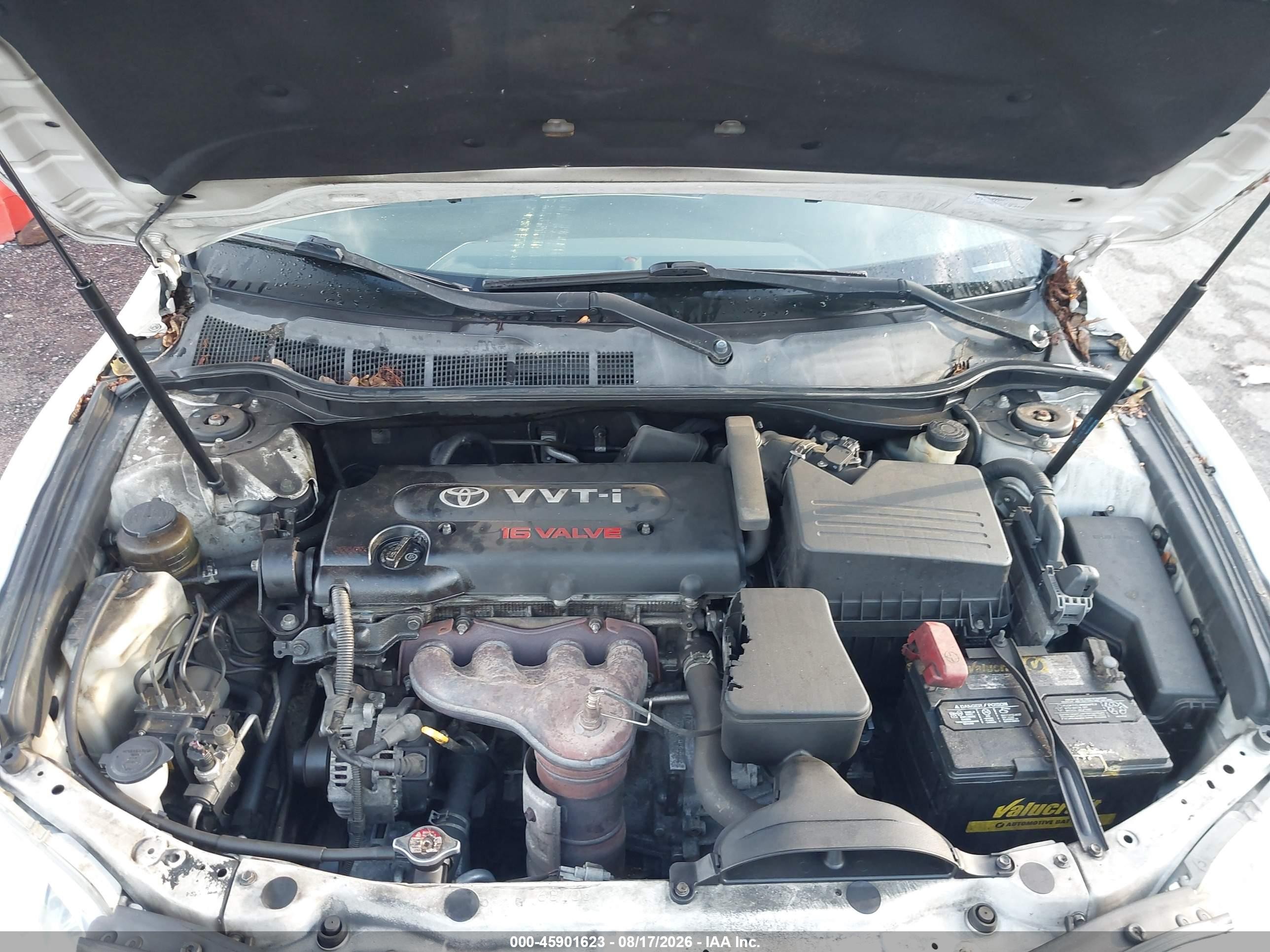 2007 Toyota Camry Le White vin: JTNBE46K973100077