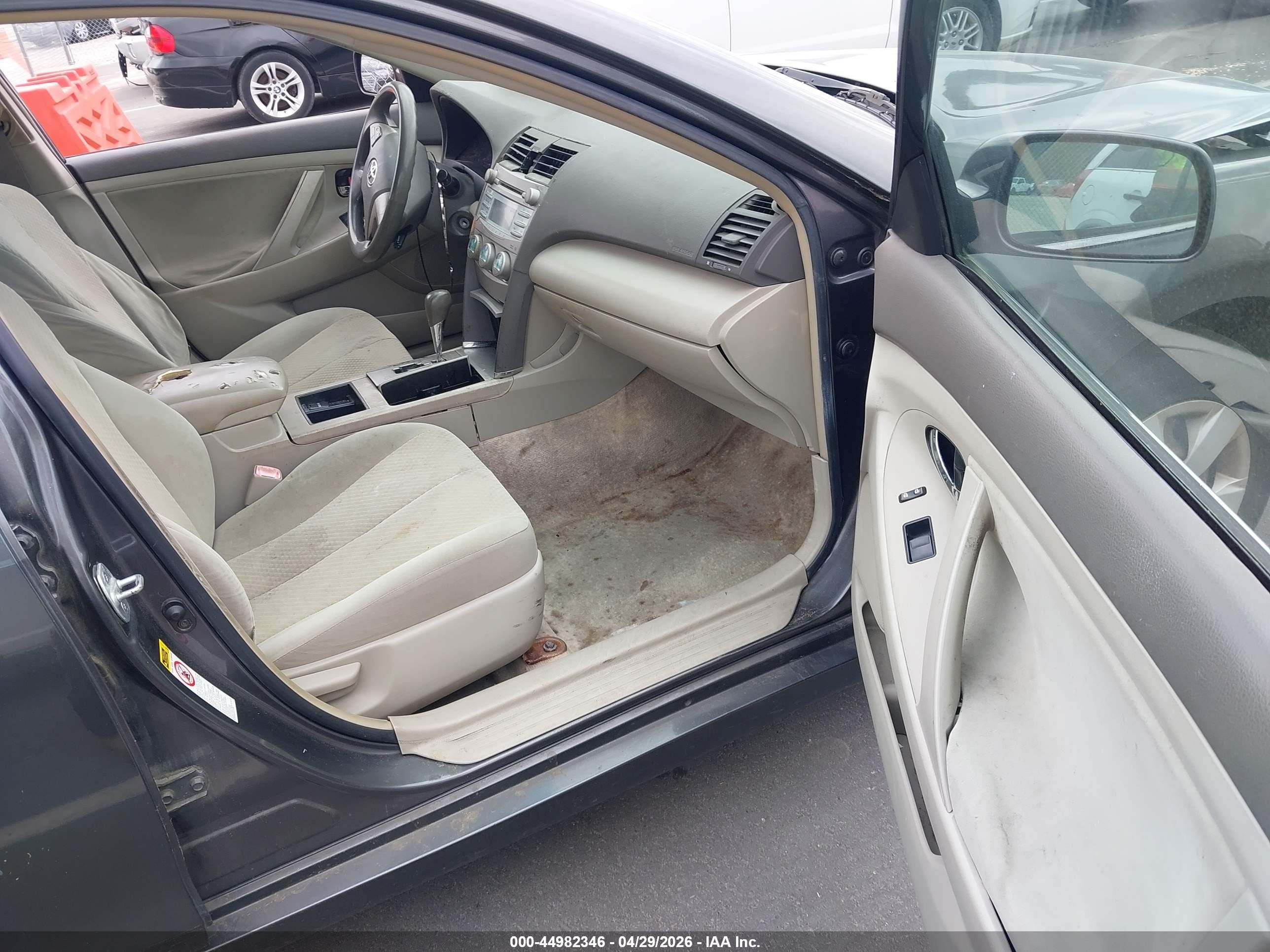 2007 Toyota Camry Le Green vin: JTNBE46K973123651