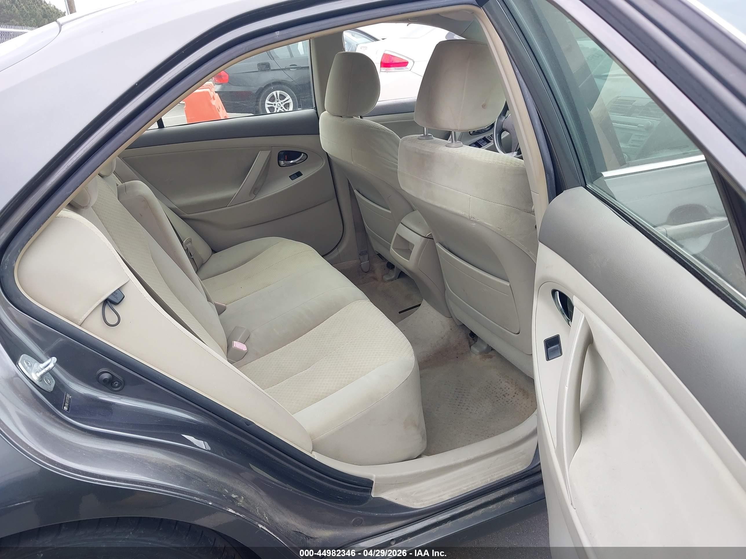 2007 Toyota Camry Le Green vin: JTNBE46K973123651