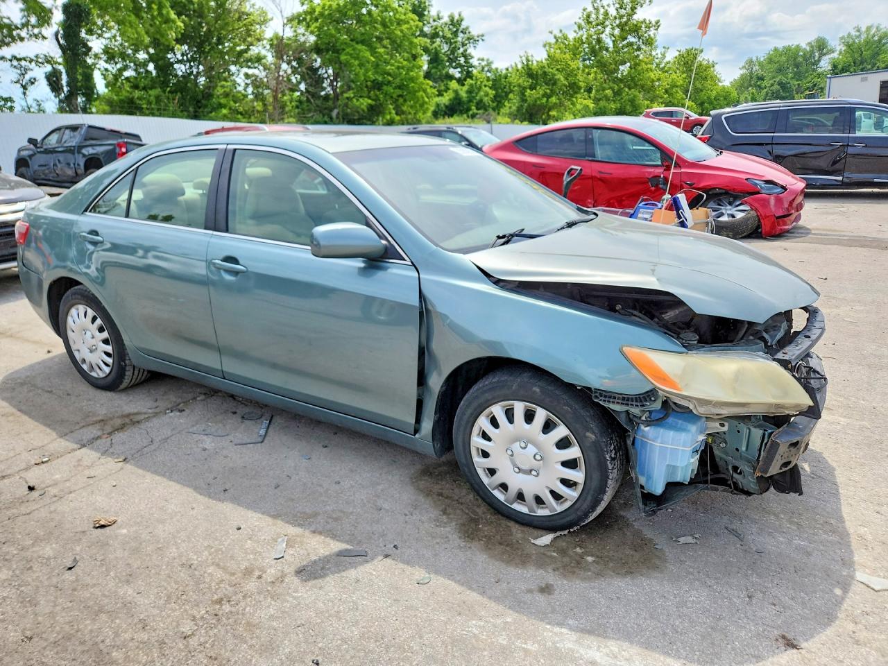 2007 Toyota Camry Le Turquoise vin: JTNBE46KX73000845
