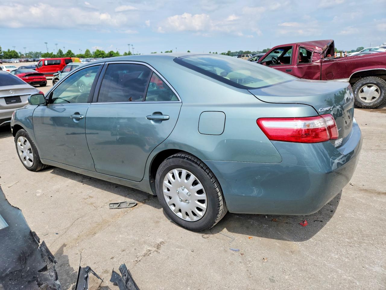 2007 Toyota Camry Le Turquoise vin: JTNBE46KX73000845