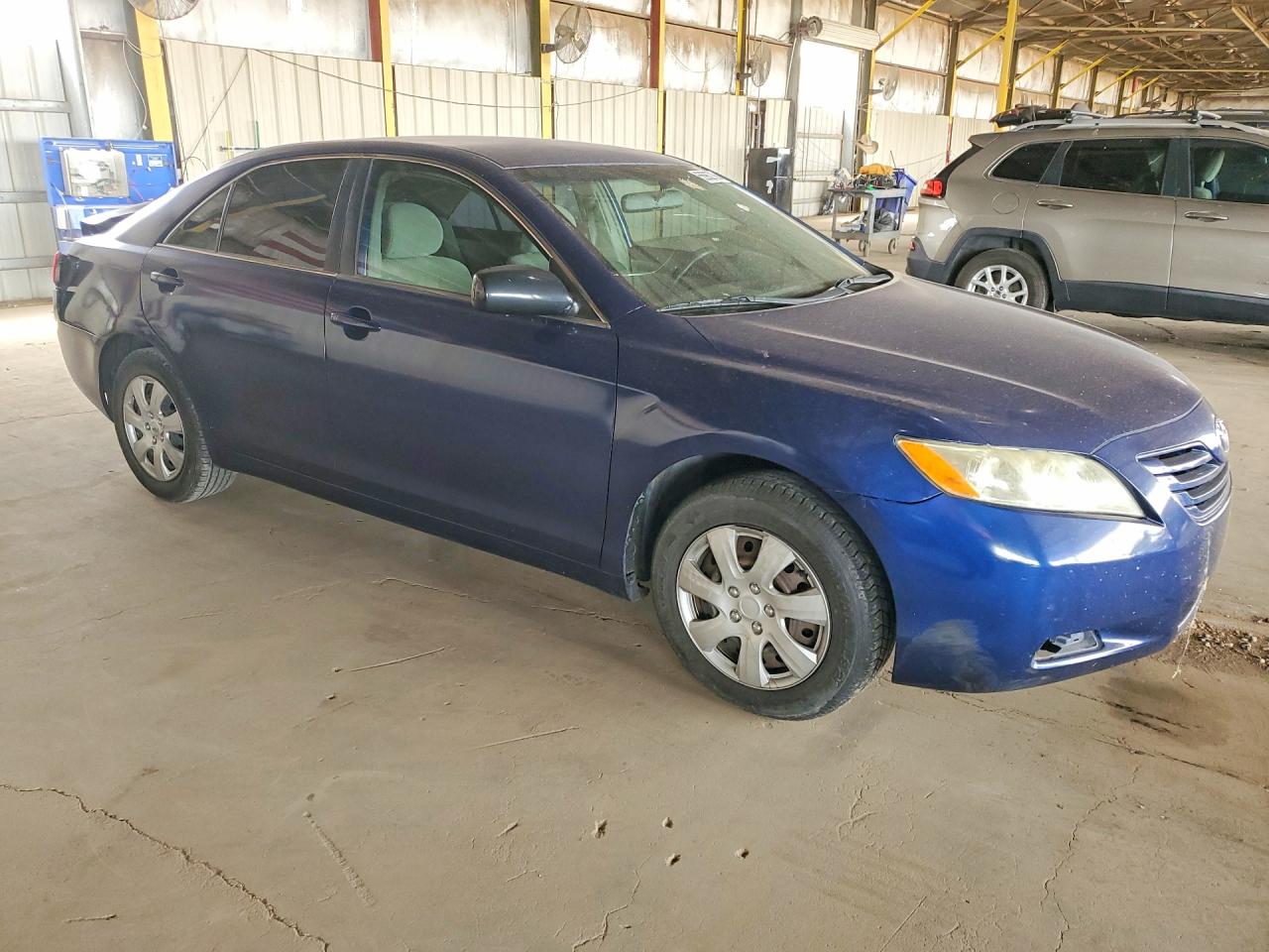 2007 Toyota Camry Le Синий vin: JTNBE46KX73017922