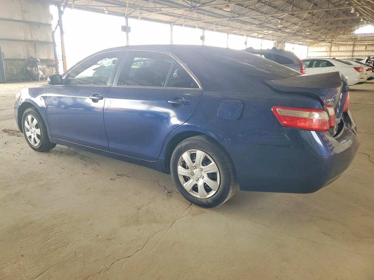 2007 Toyota Camry Le Синий vin: JTNBE46KX73017922