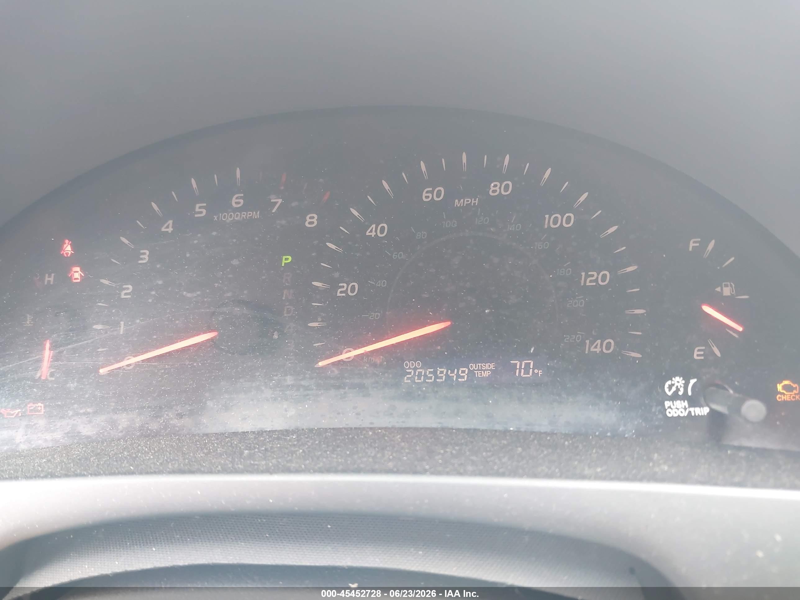 2007 Toyota Camry Le Silver vin: JTNBE46KX73039385