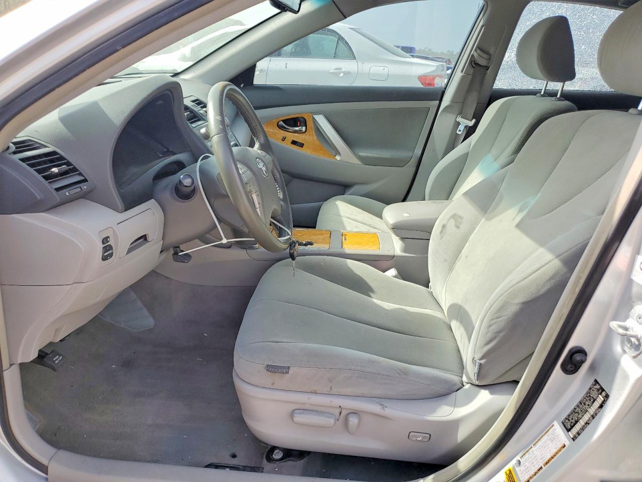 2007 Toyota Camry Xle Silver vin: JTNBE46KX73046241