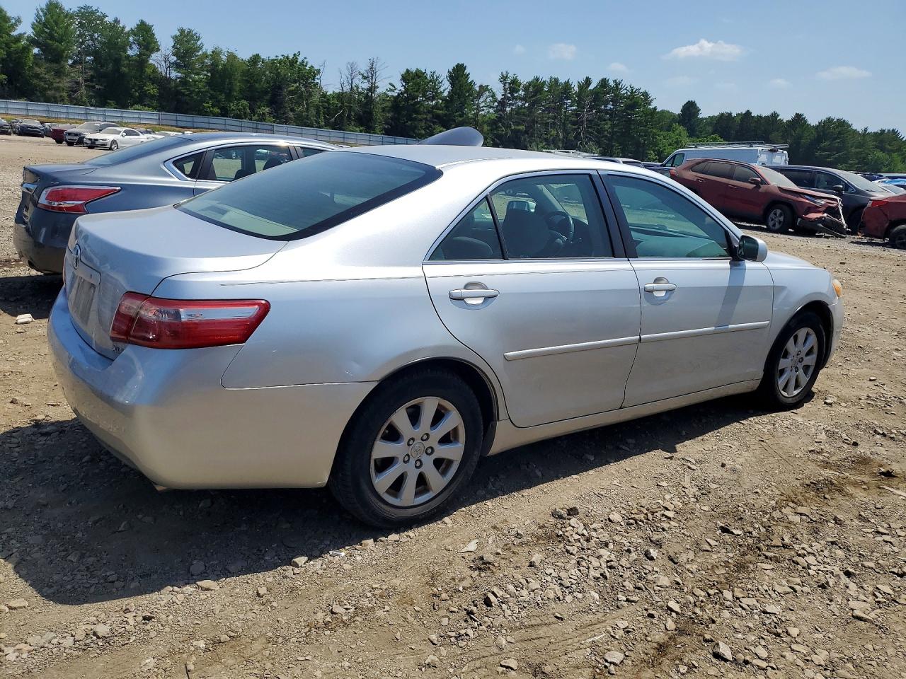 2007 Toyota Camry Xle Silver vin: JTNBE46KX73072581