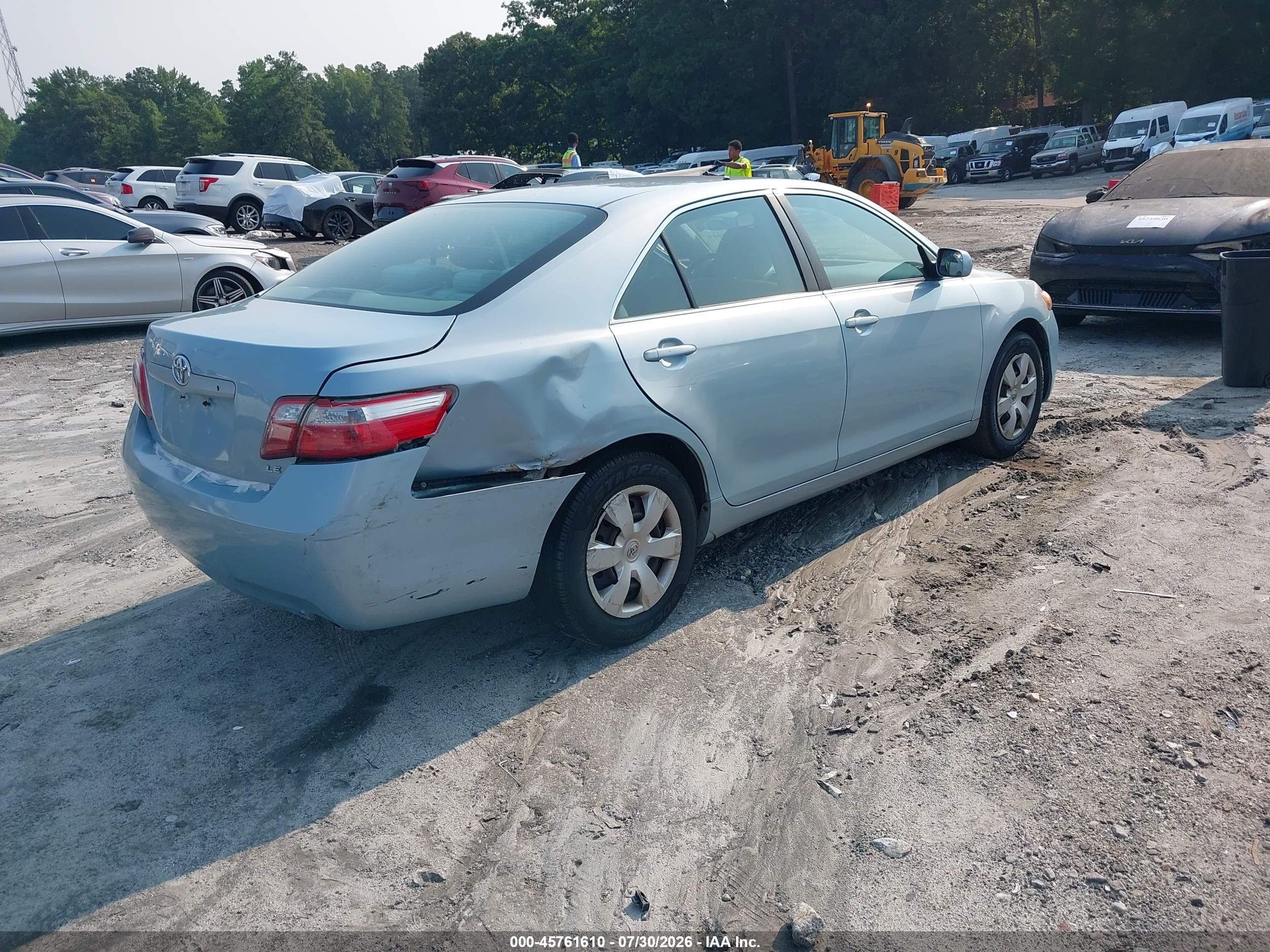 2007 Toyota Camry Le Light Blue vin: JTNBE46KX73080213