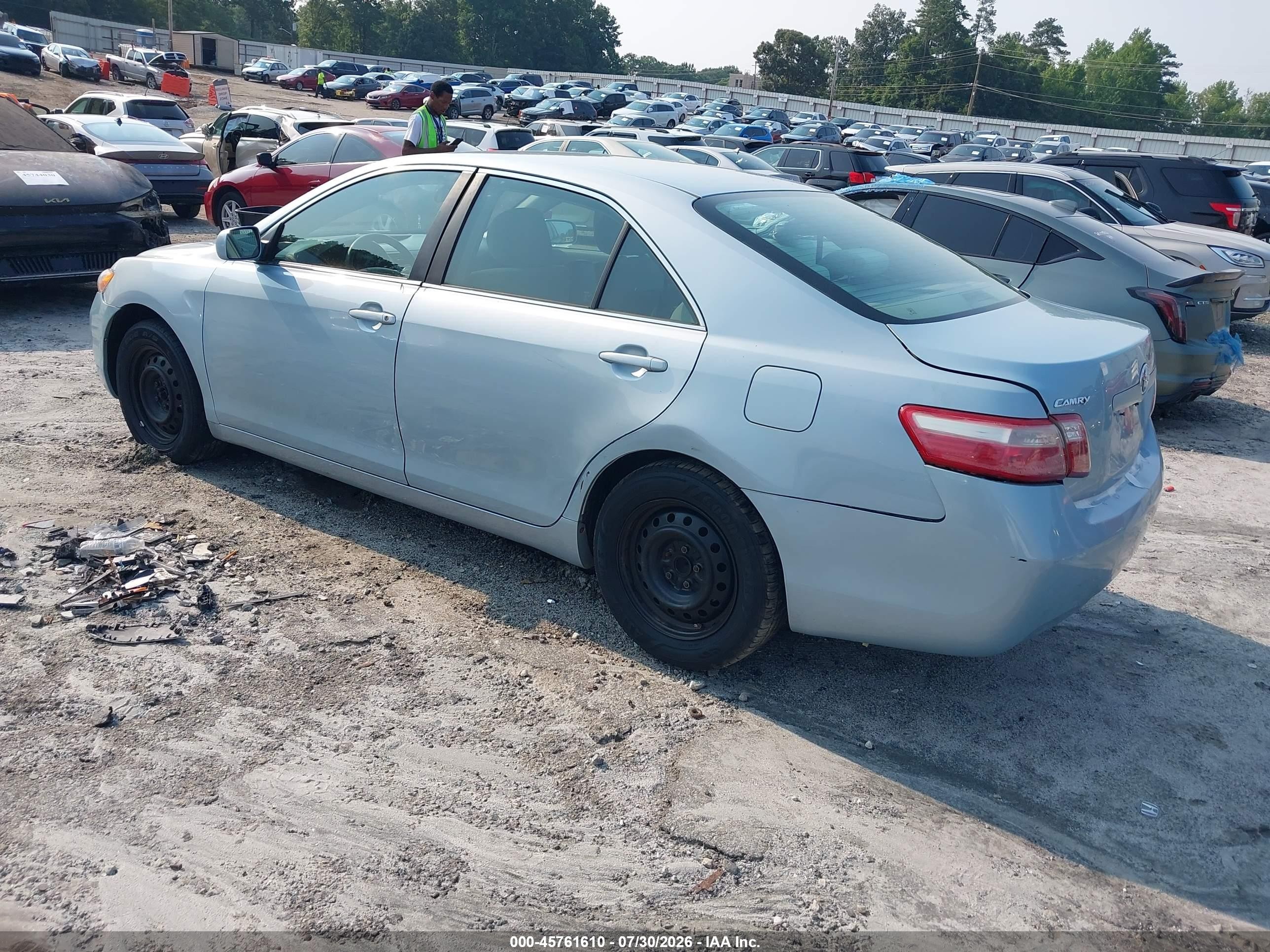 2007 Toyota Camry Le Light Blue vin: JTNBE46KX73080213