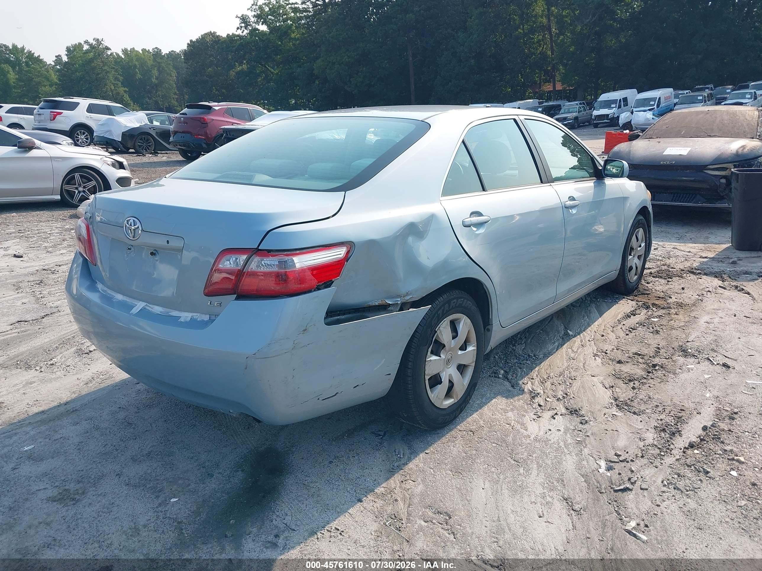 2007 Toyota Camry Le Light Blue vin: JTNBE46KX73080213