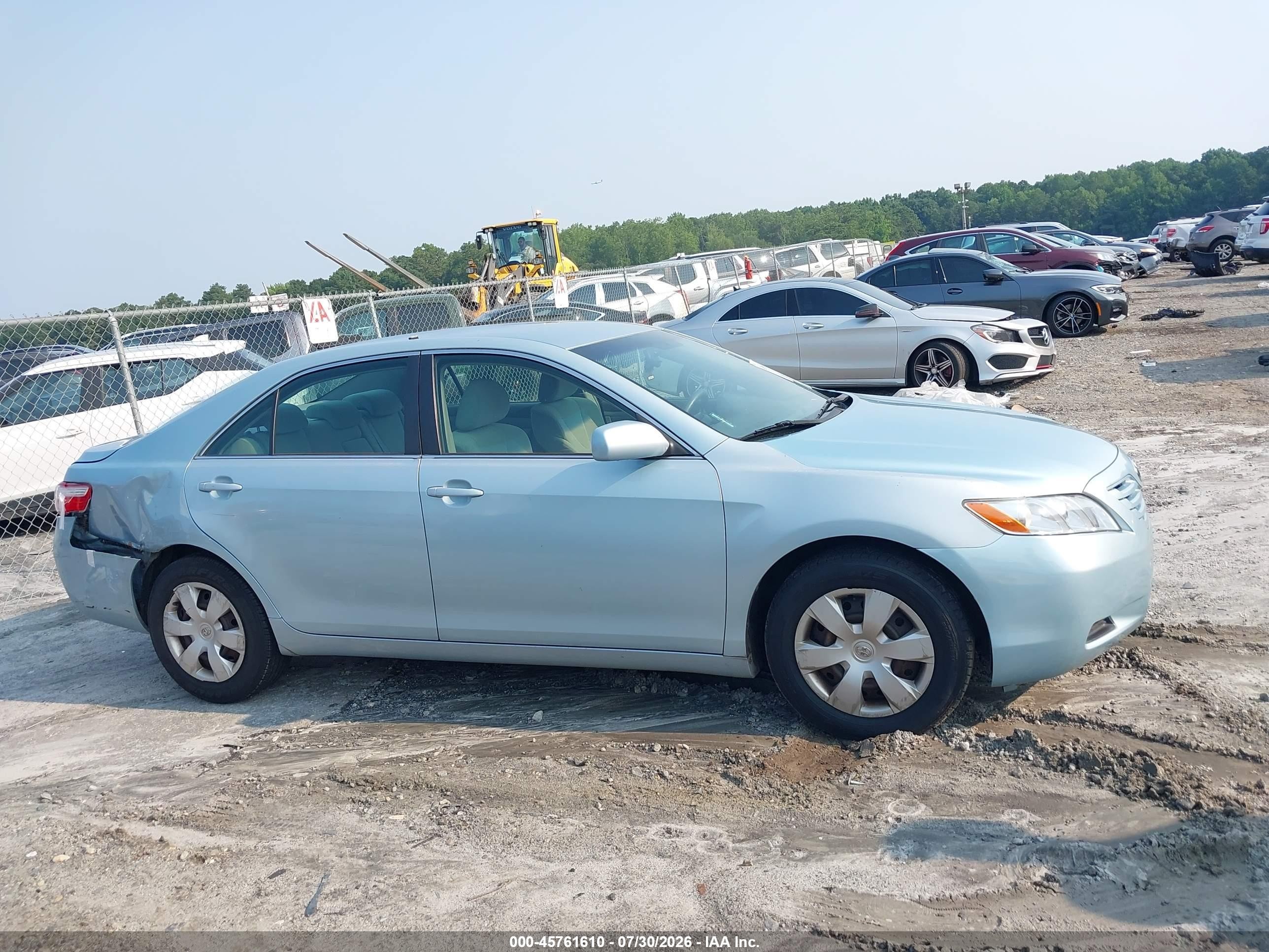 2007 Toyota Camry Le Light Blue vin: JTNBE46KX73080213