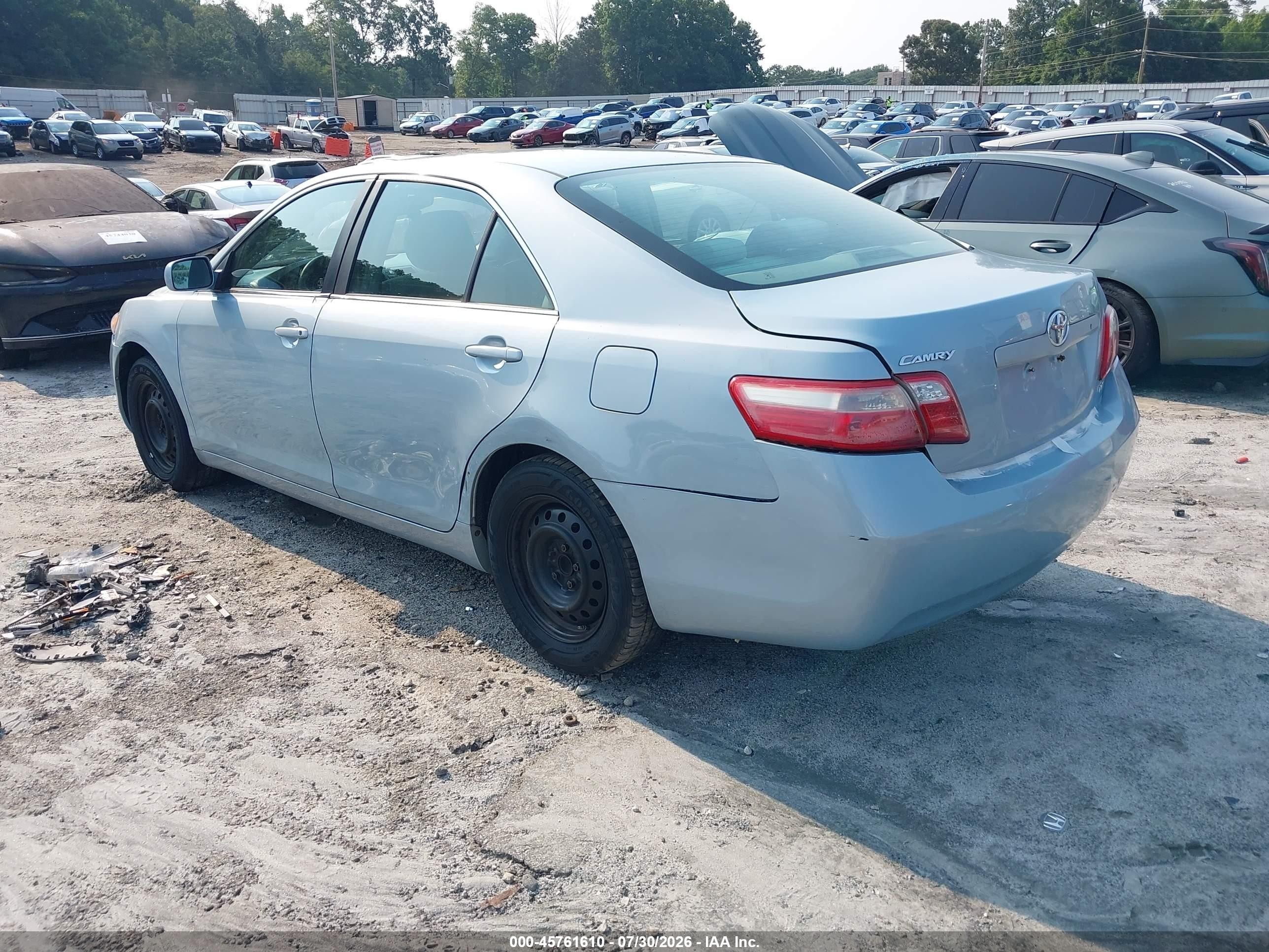 2007 Toyota Camry Le Light Blue vin: JTNBE46KX73080213
