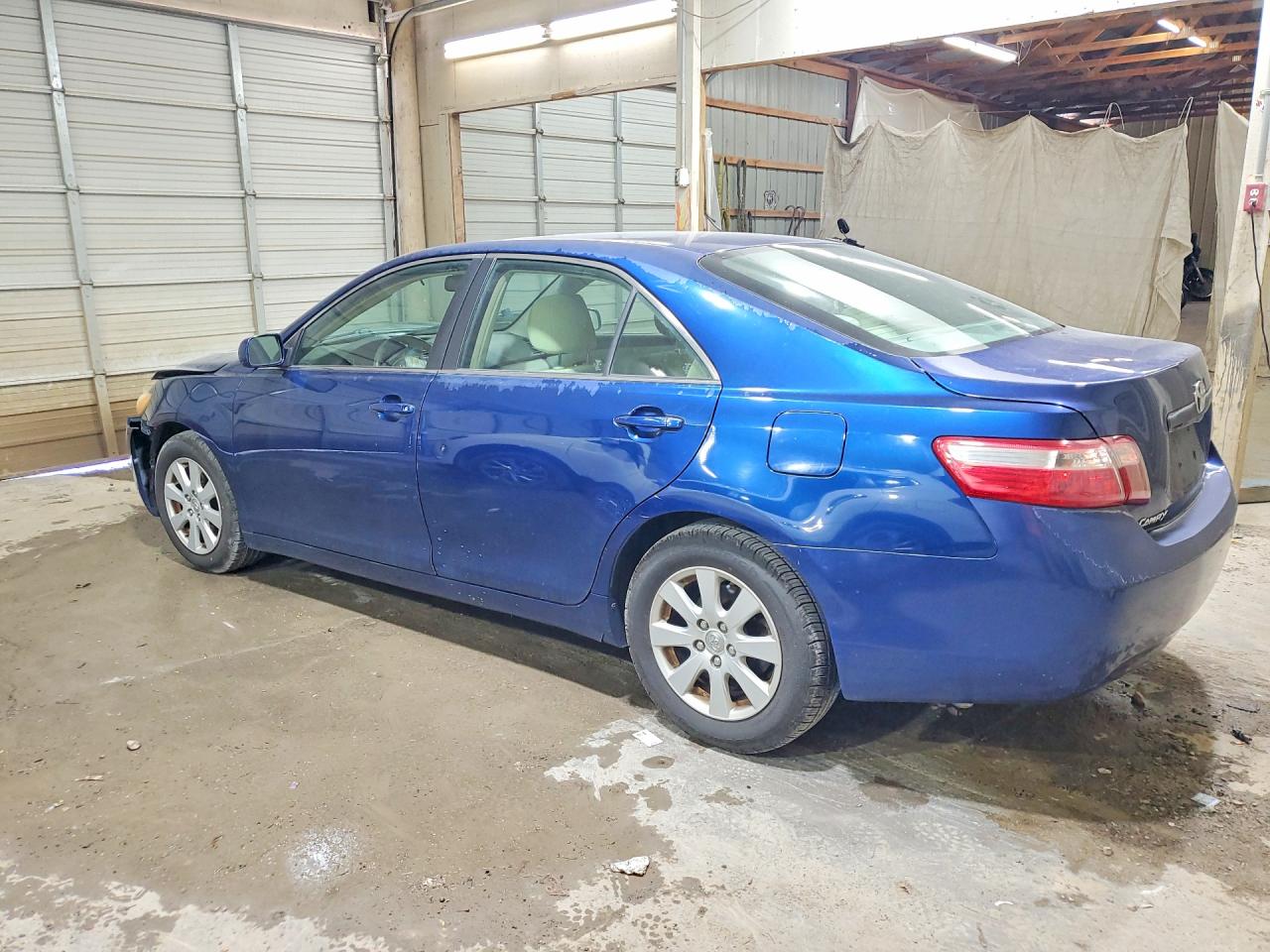 2007 Toyota Camry Xle Blue vin: JTNBE46KX73107099