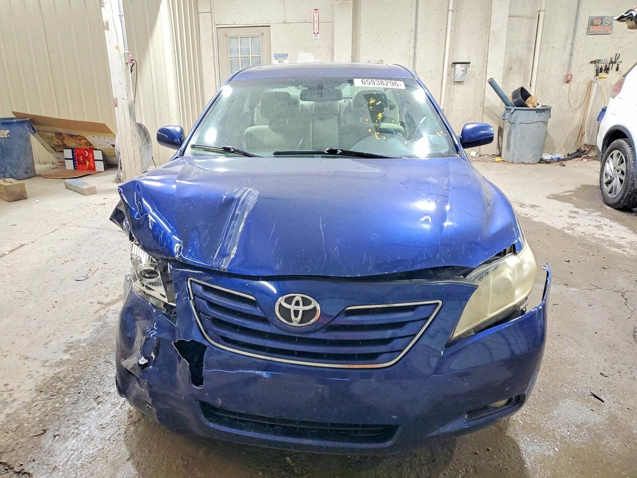 2007 Toyota Camry Xle Blue vin: JTNBE46KX73107099