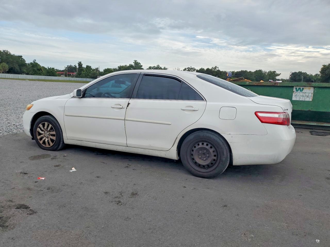 2007 Toyota Camry Ce White vin: JTNBE46KX73112240