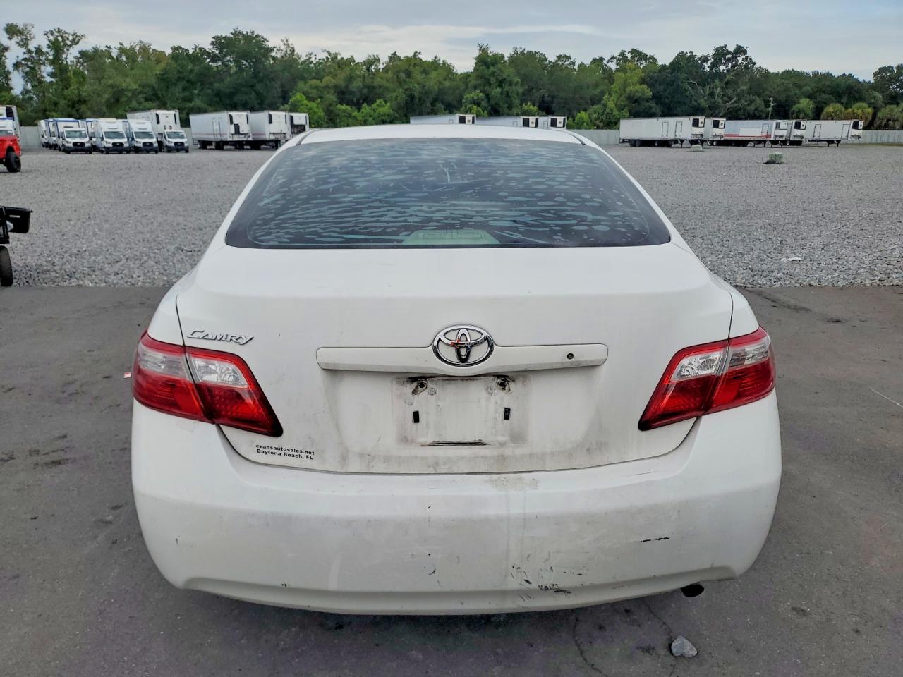 2007 Toyota Camry Ce White vin: JTNBE46KX73112240