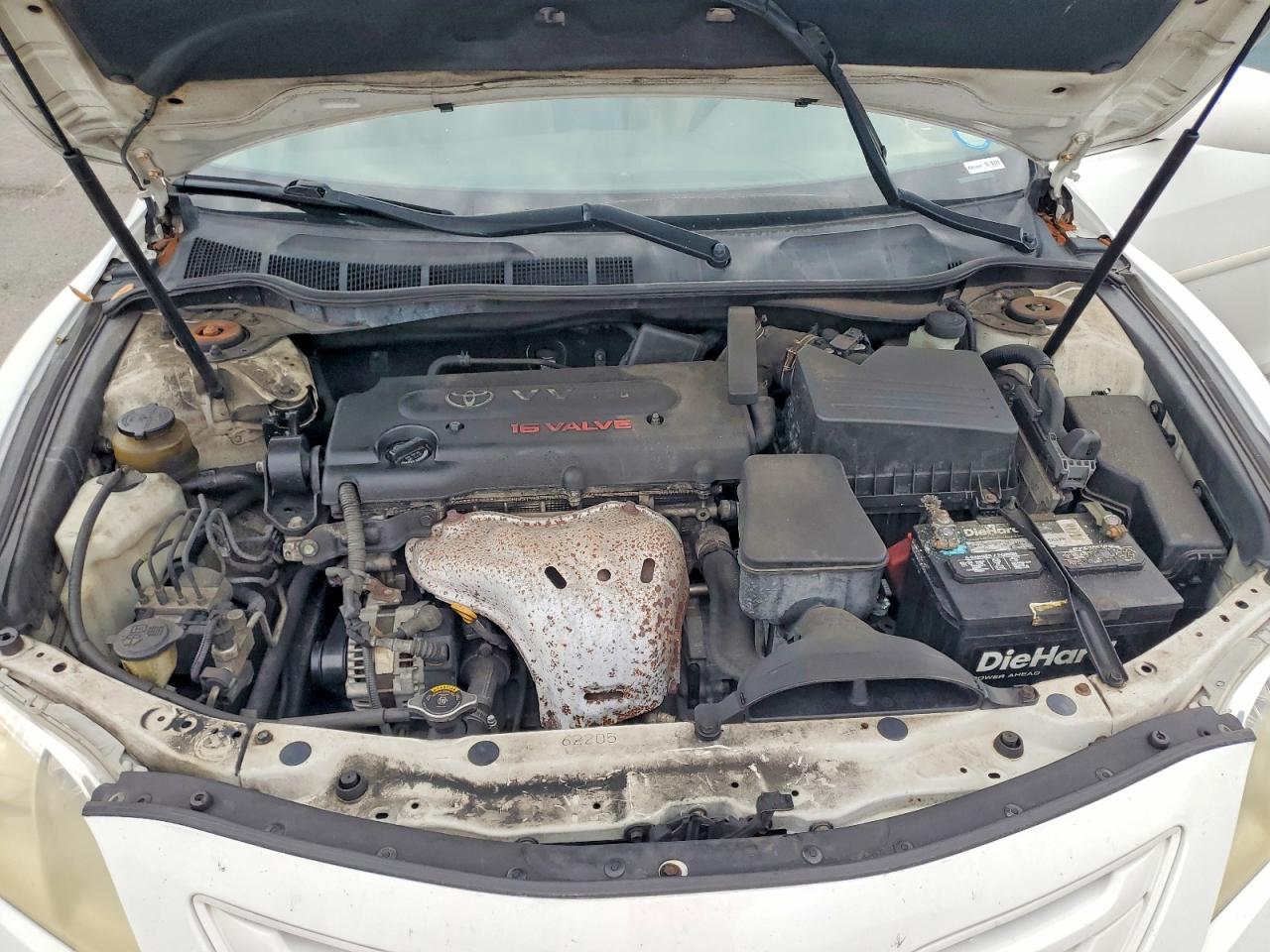 2007 Toyota Camry Ce White vin: JTNBE46KX73112240