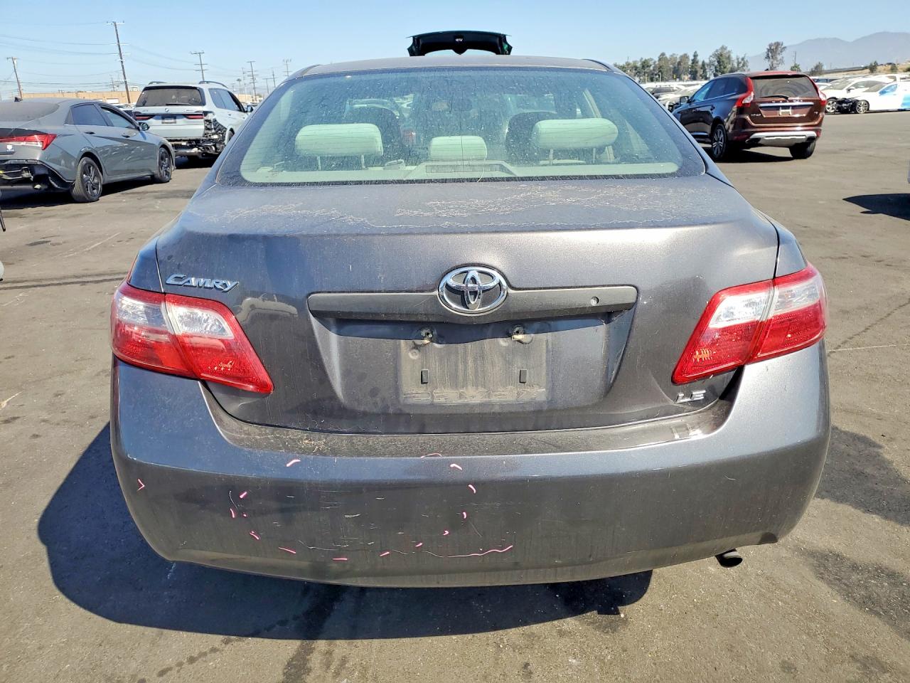 2007 Toyota Camry Le Charcoal vin: JTNBE46KX73118698