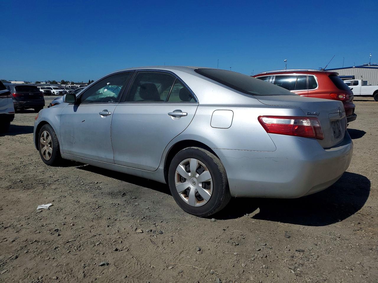 2007 Toyota Camry Le Silver vin: JTNBE46KX73126106