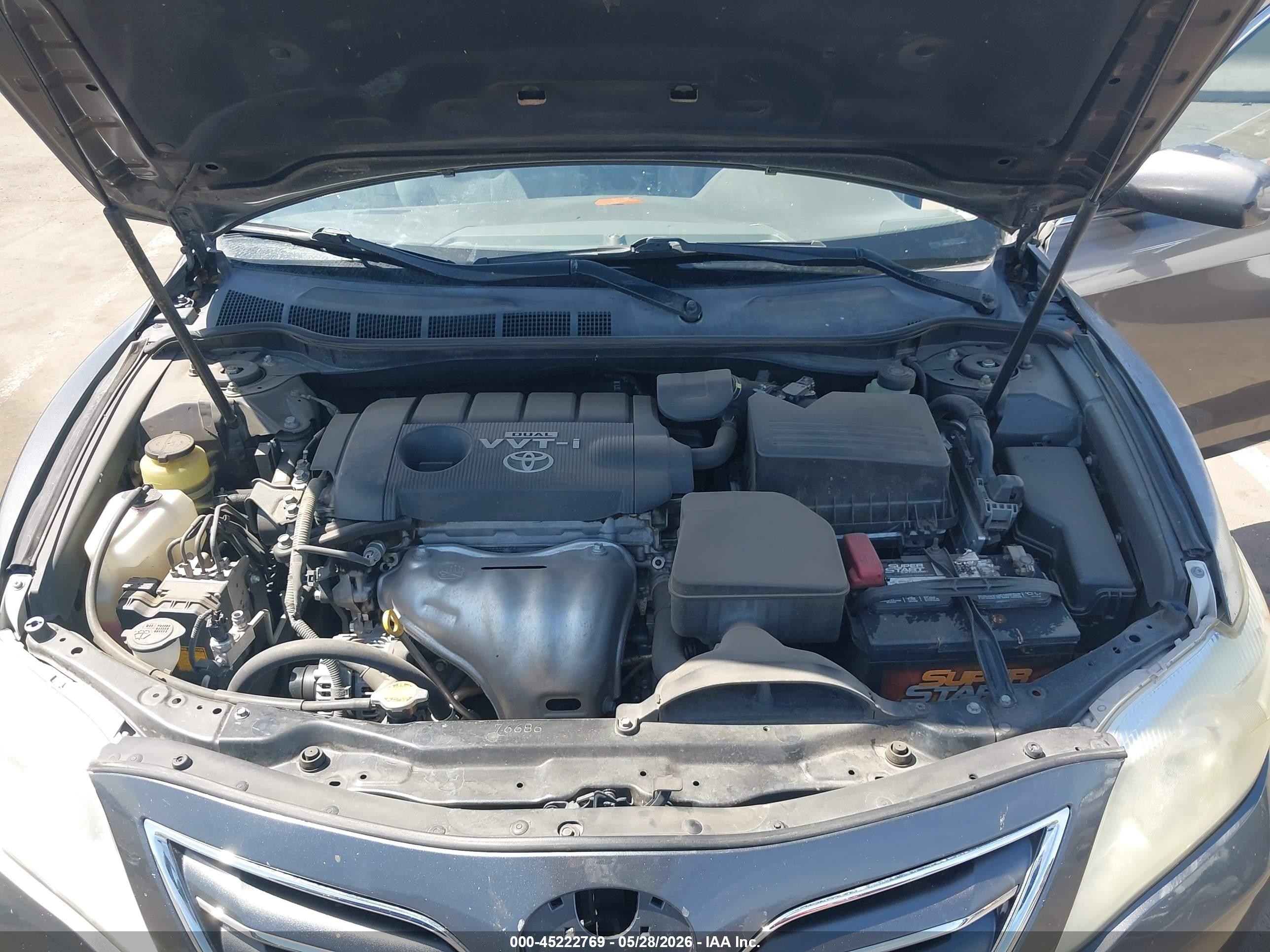 2010 Toyota Camry Le Gray vin: JTNBF3EK6A3001264