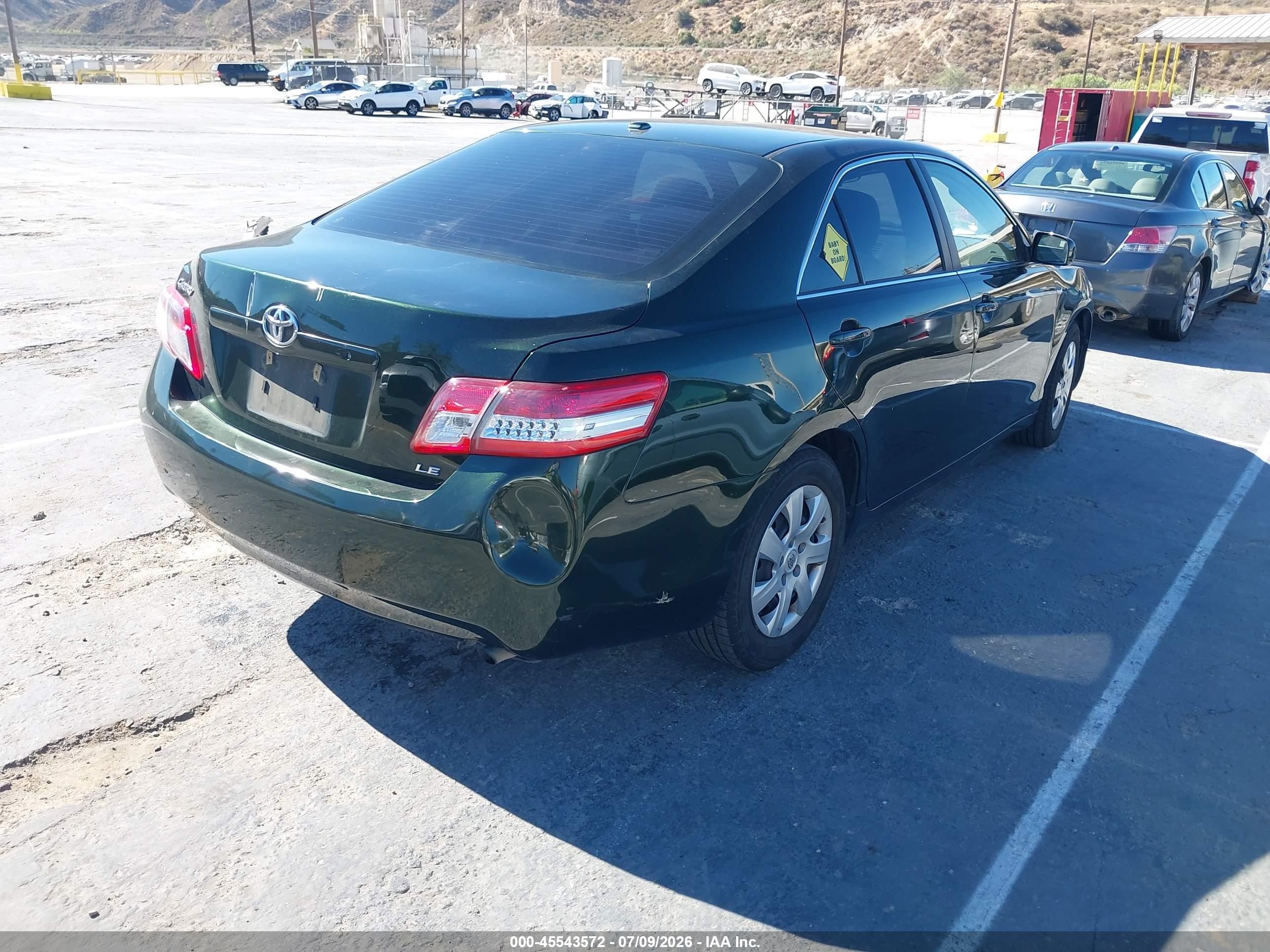 2011 Toyota Camry Le Зеленый vin: JTNBF3EKXB3012284
