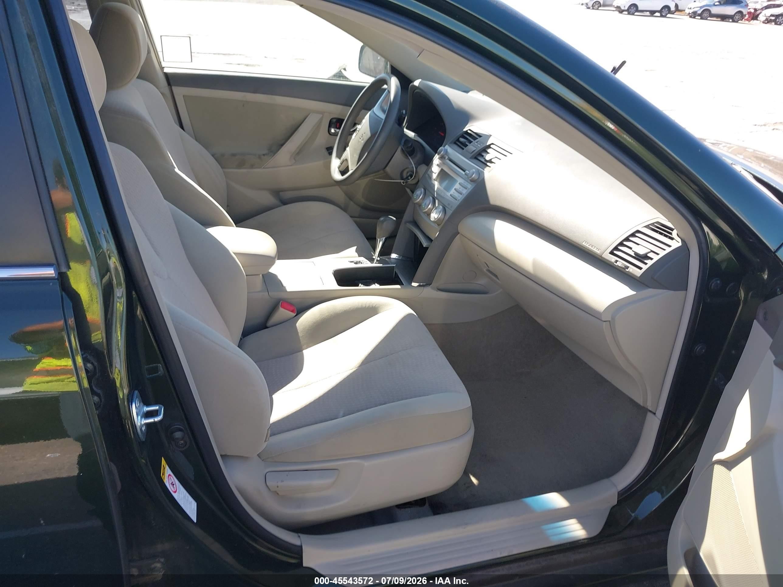 2011 Toyota Camry Le Зеленый vin: JTNBF3EKXB3012284