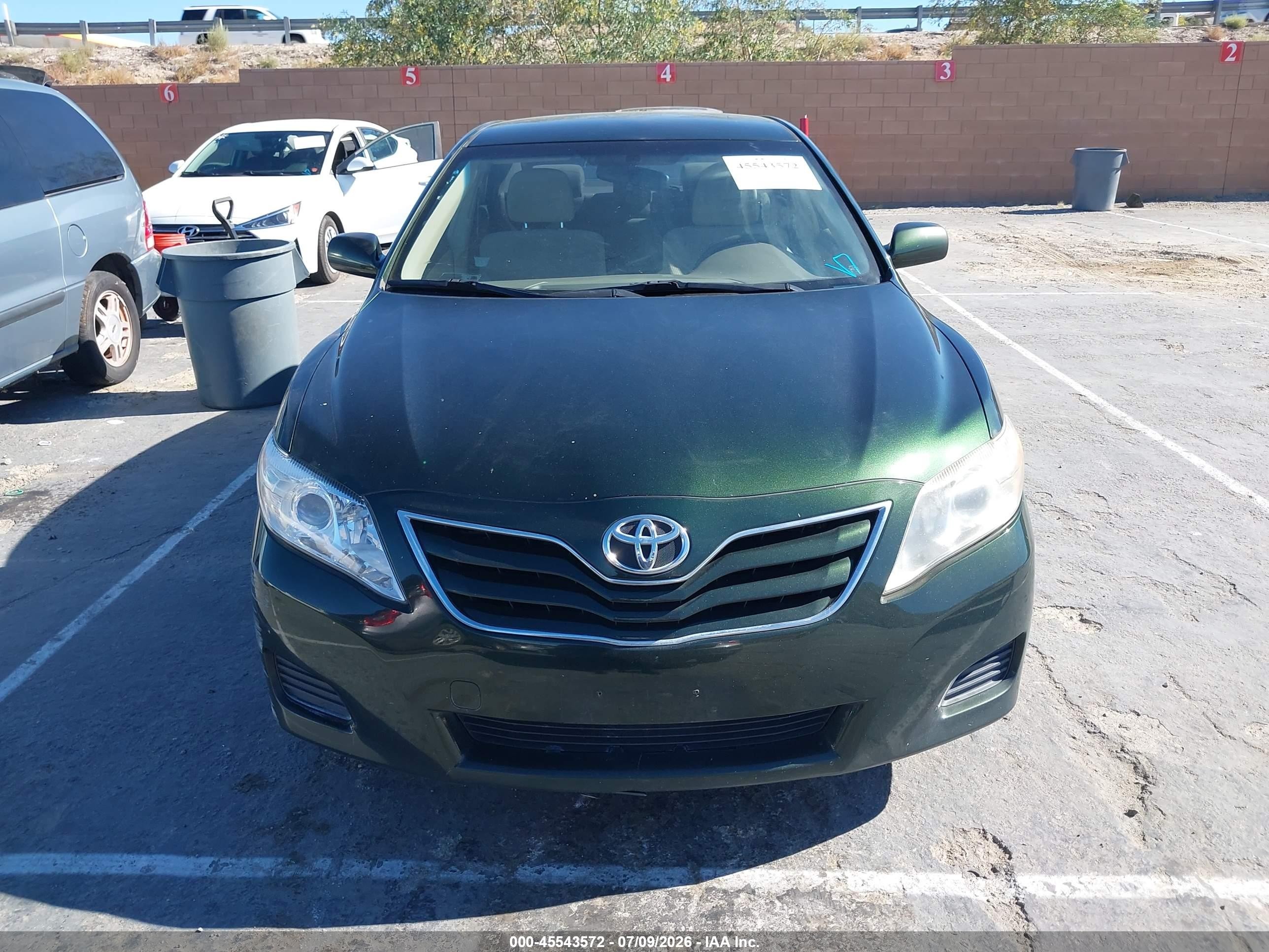 2011 Toyota Camry Le Зеленый vin: JTNBF3EKXB3012284
