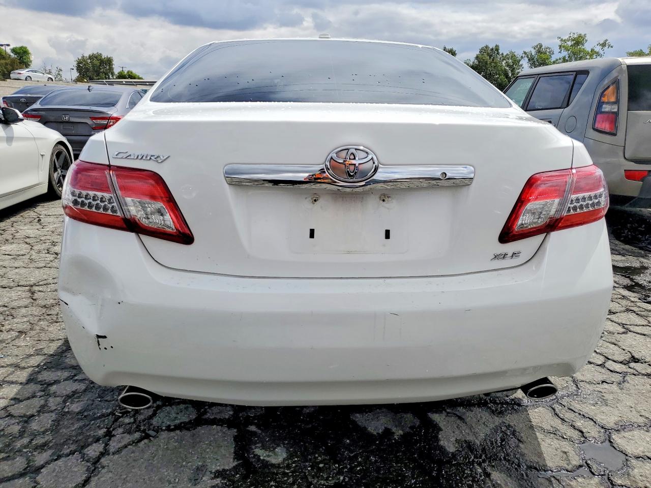 2010 Toyota Camry Белый vin: JTNBK3EK0A3049113