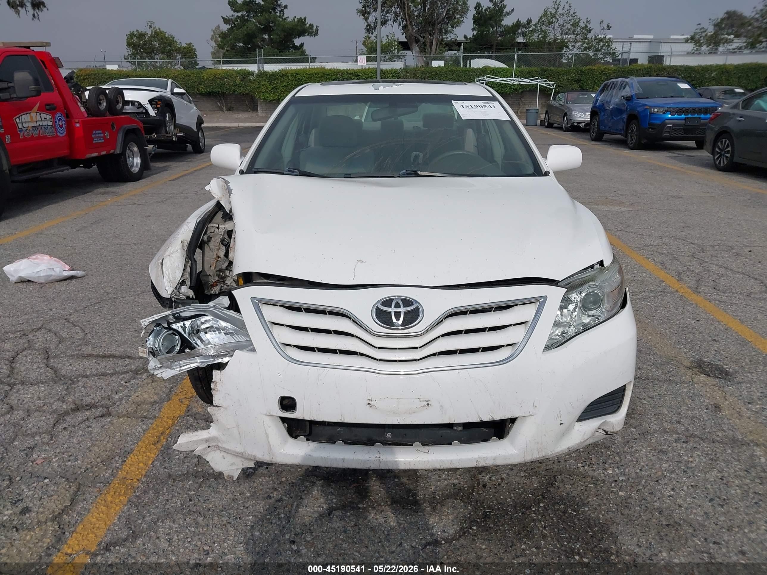 2011 Toyota Camry Le V6 White vin: JTNBK3EK3B3050466