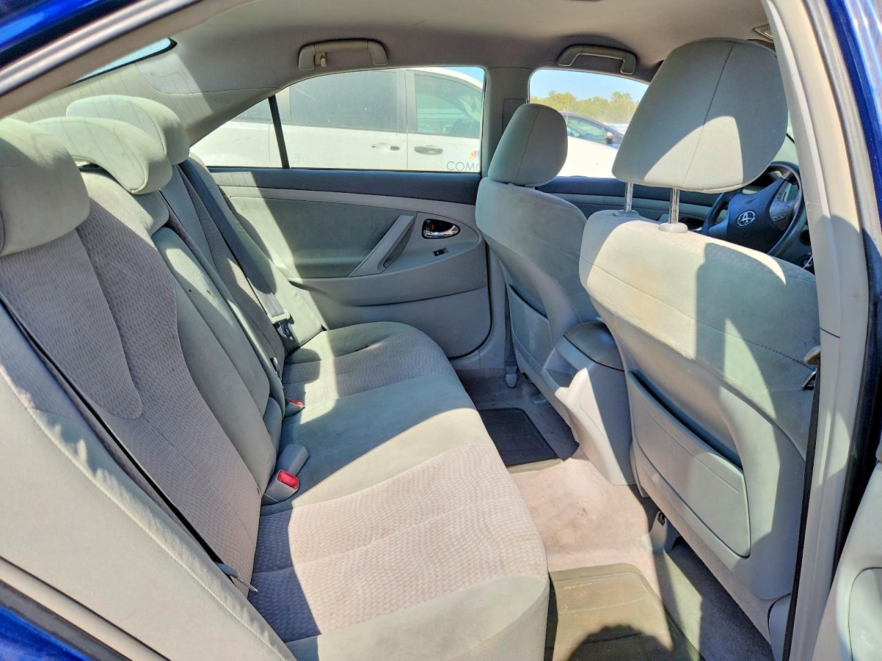 2011 Toyota Camry Le V6 Blue vin: JTNBK3EK3B3051942