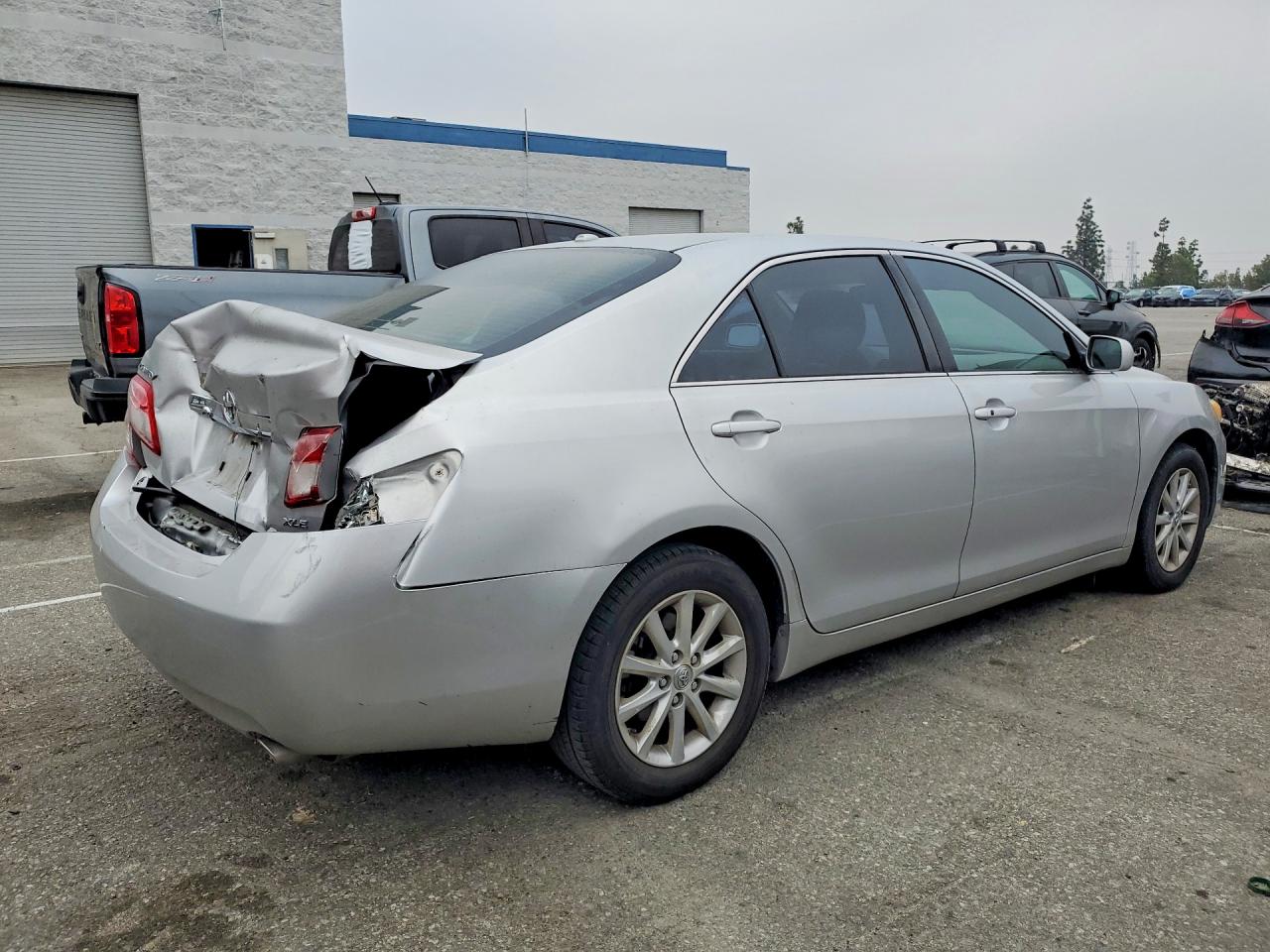 2011 Toyota Camry Xle V6 Silver vin: JTNBK3EK4B3052162