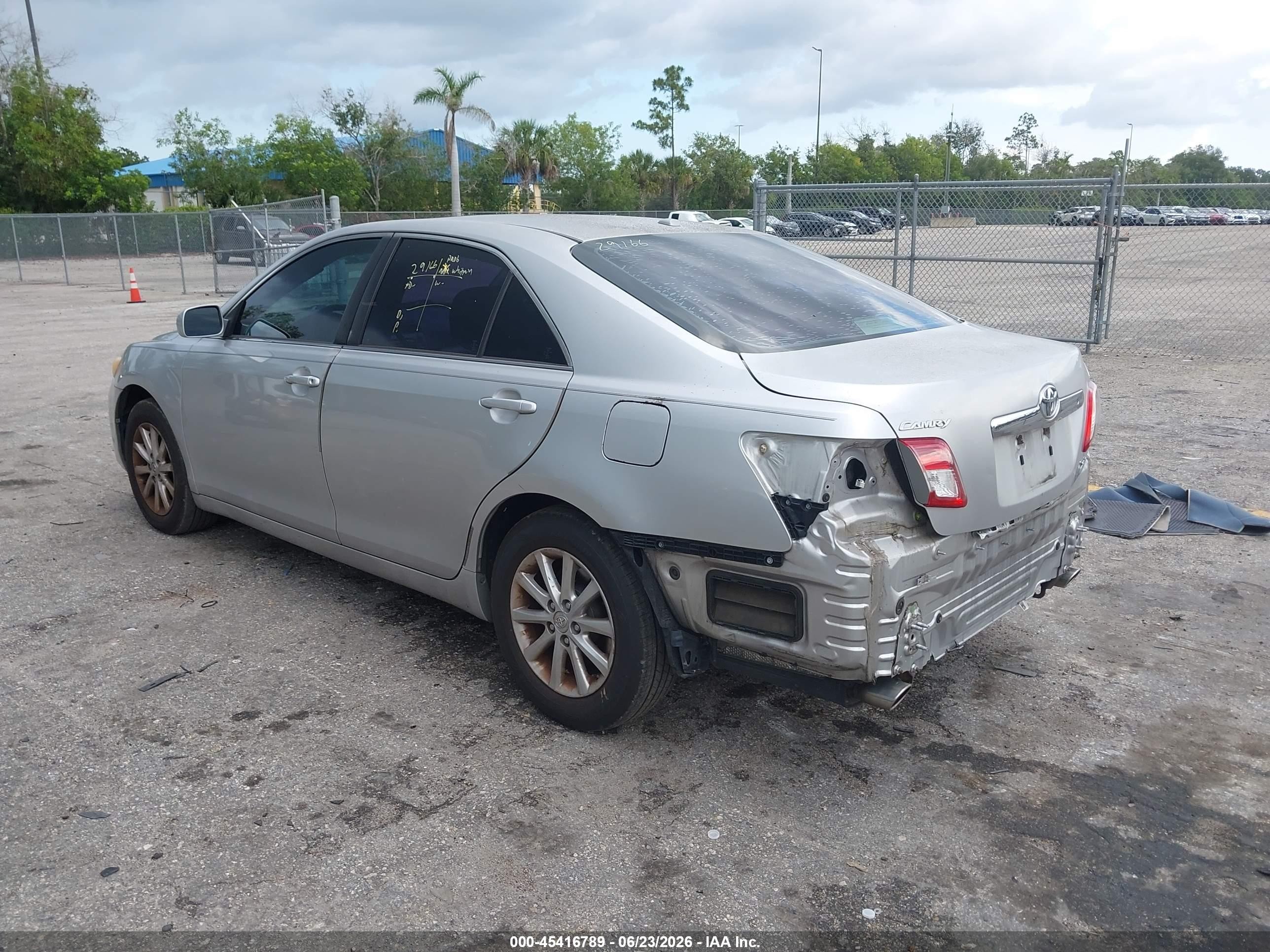 2010 Toyota Camry Xle V6 Серебряный vin: JTNBK3EK5A3046546