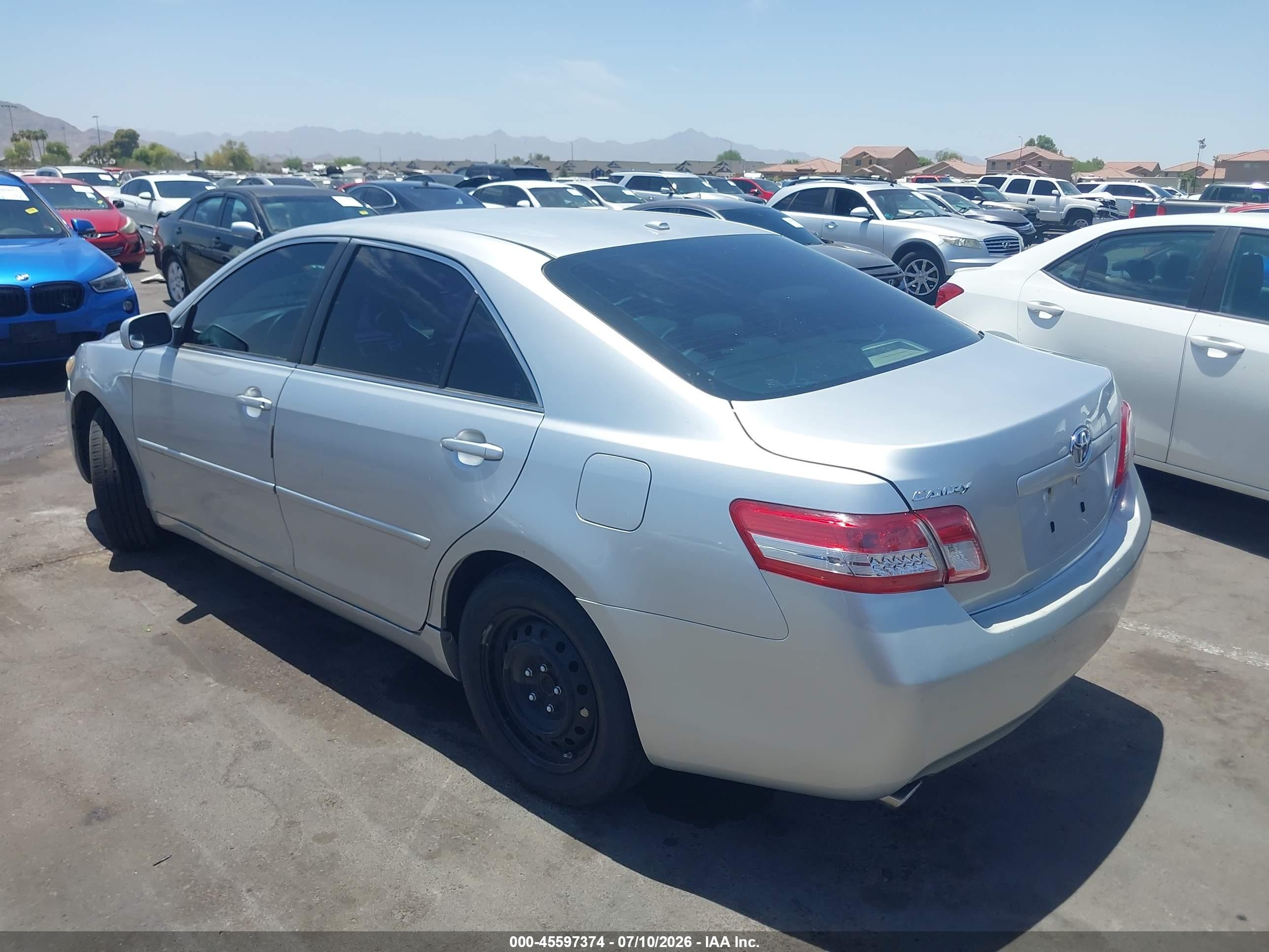 2011 Toyota Camry Le V6 Silver vin: JTNBK3EK8B3050429