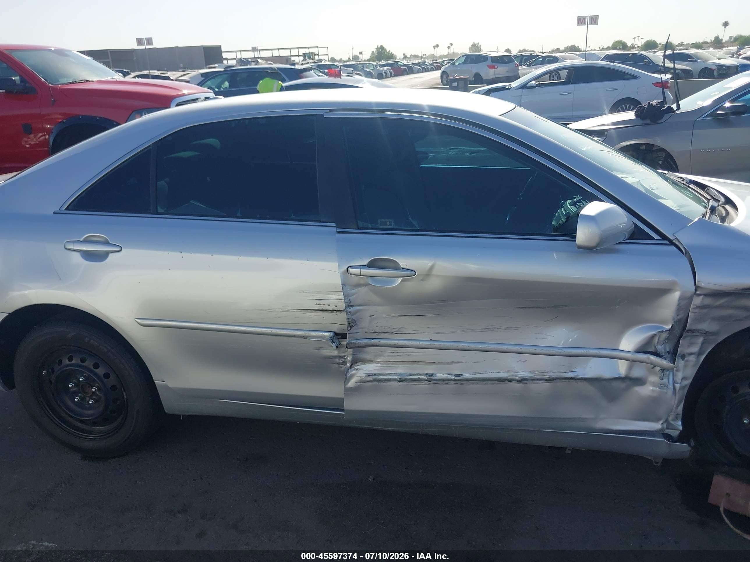 2011 Toyota Camry Le V6 Silver vin: JTNBK3EK8B3050429