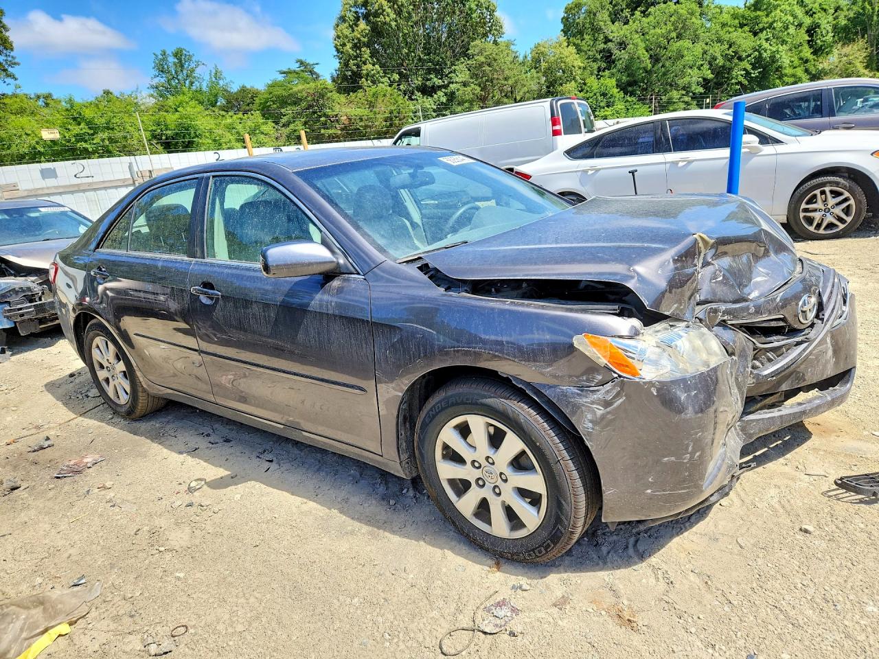 2007 Toyota Camry Xle V6 Серый vin: JTNBK46K073010132