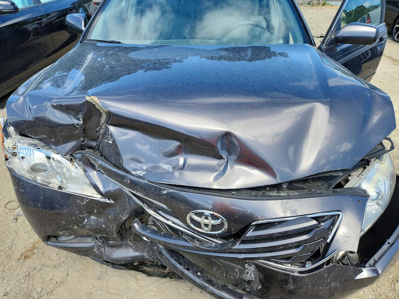 2007 Toyota Camry Xle V6 Серый vin: JTNBK46K073010132