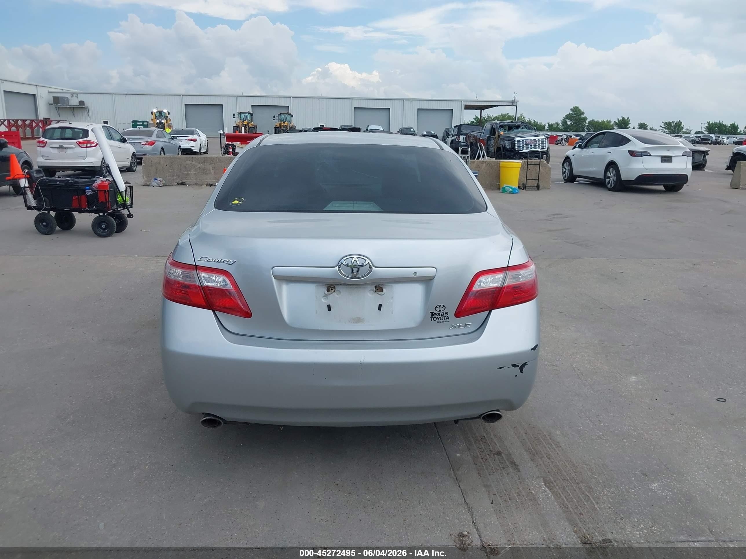 2007 Toyota Camry Xle V6 Silver vin: JTNBK46K073026931