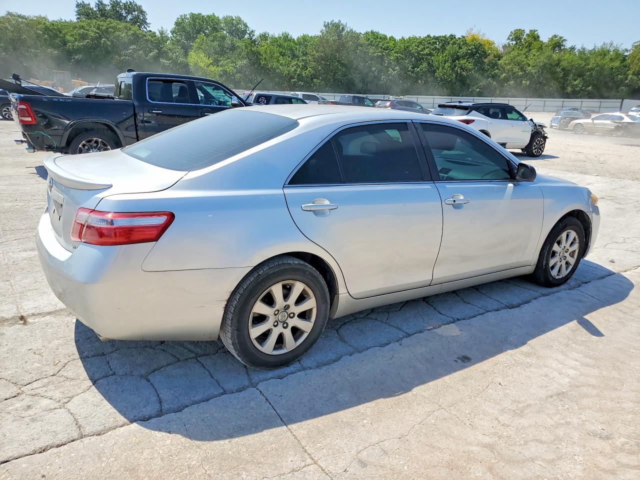 2007 Toyota Camry Xle V6 Silver vin: JTNBK46K173017977