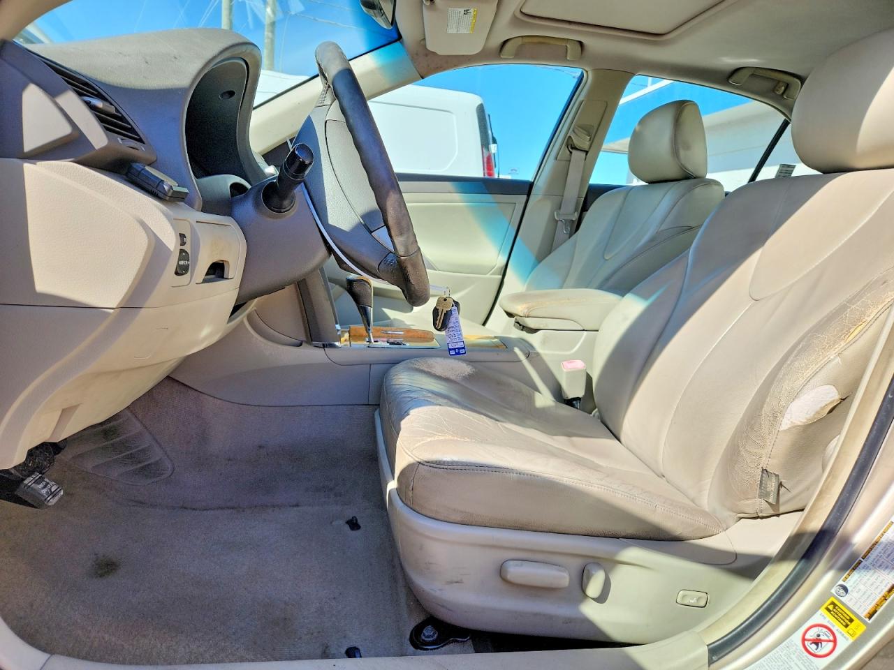 2007 Toyota Camry Le Бежевый vin: JTNBK46K273024288
