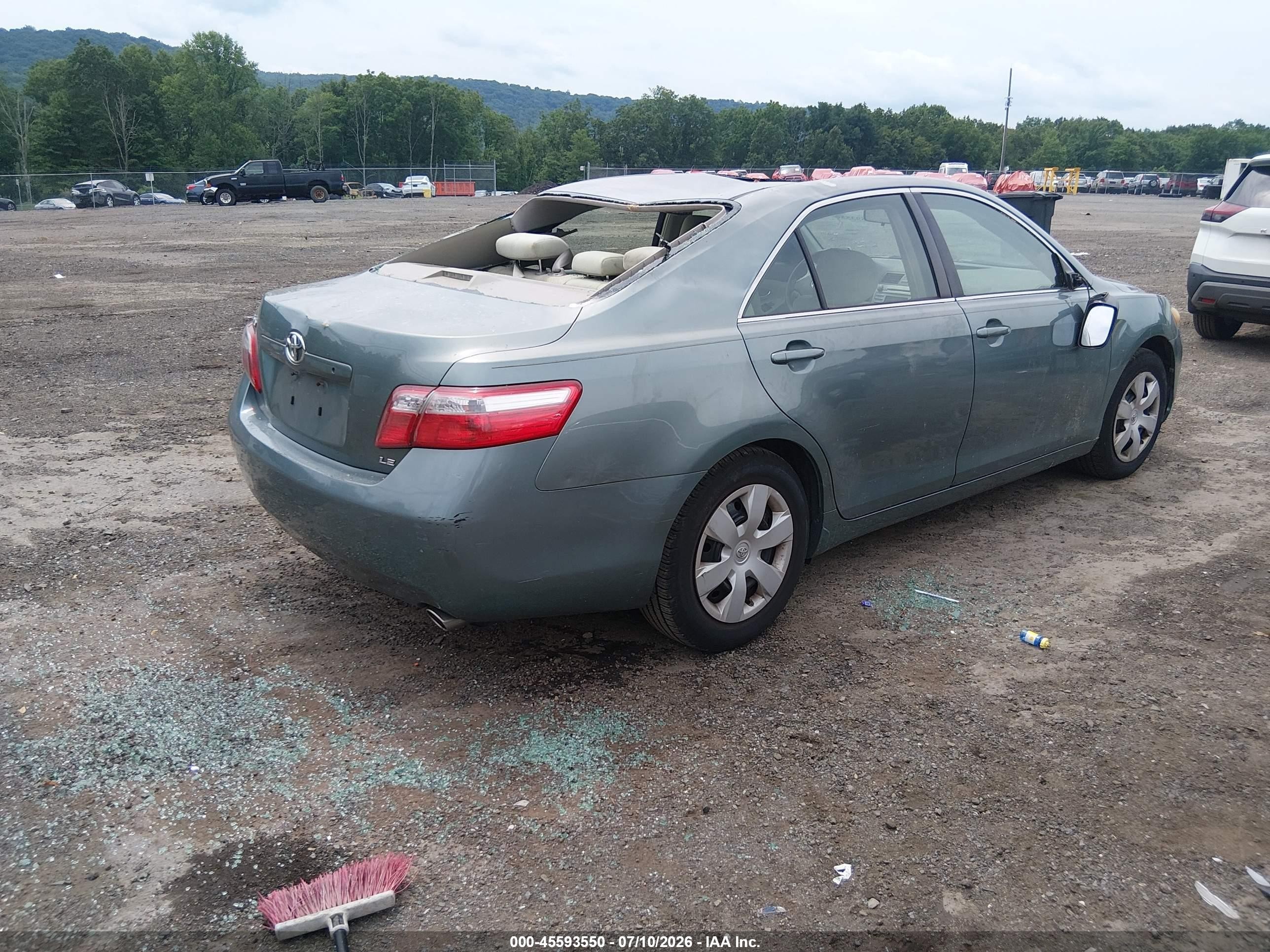 2007 Toyota Camry Le V6 Бирюзовый vin: JTNBK46K473007234