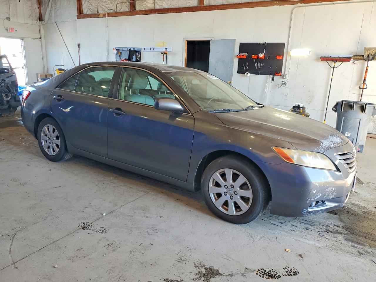 2007 Toyota Camry Xle V6 Серый vin: JTNBK46K573018808