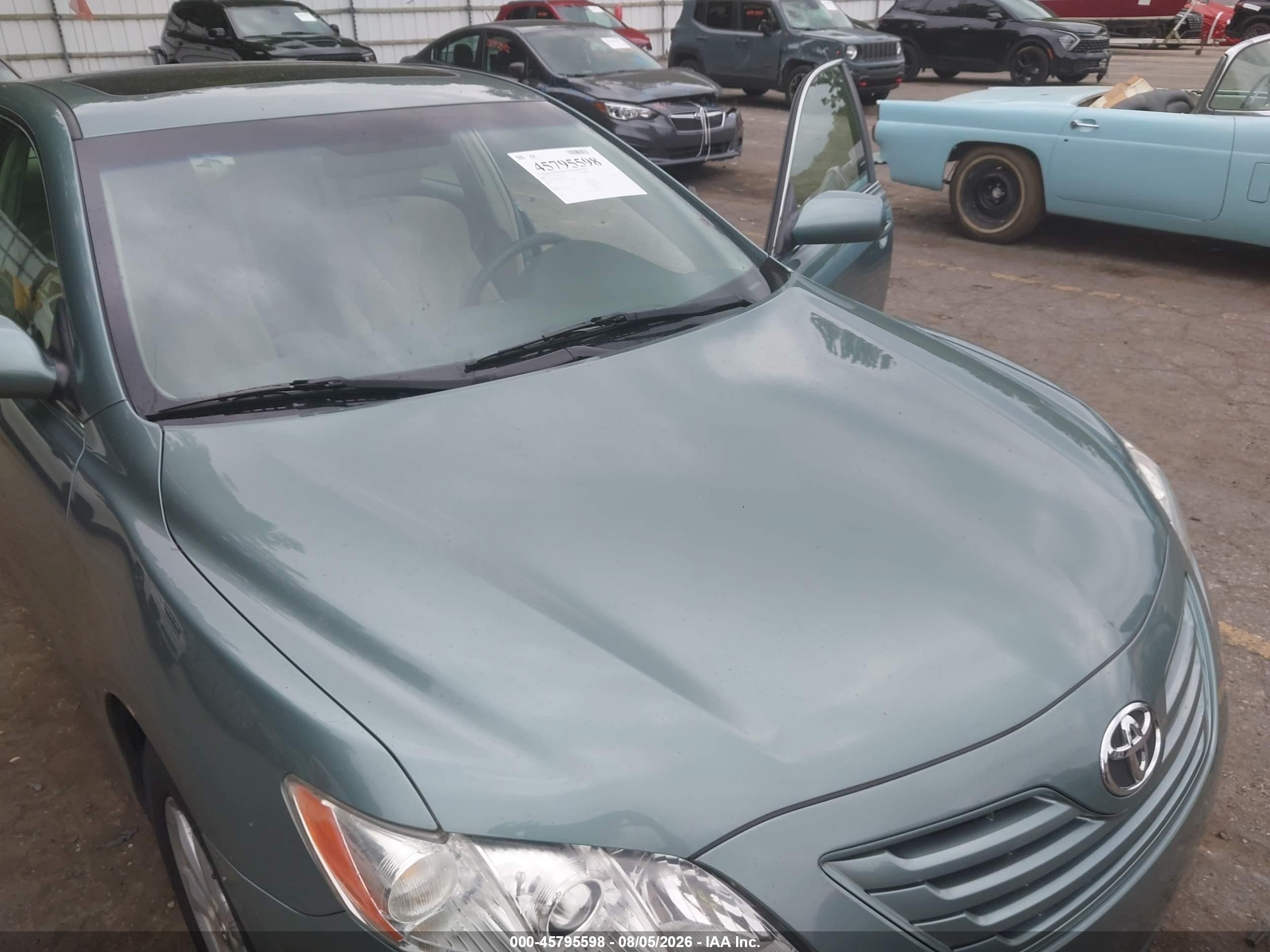 2007 Toyota Camry Le V6 Gray vin: JTNBK46K573022924