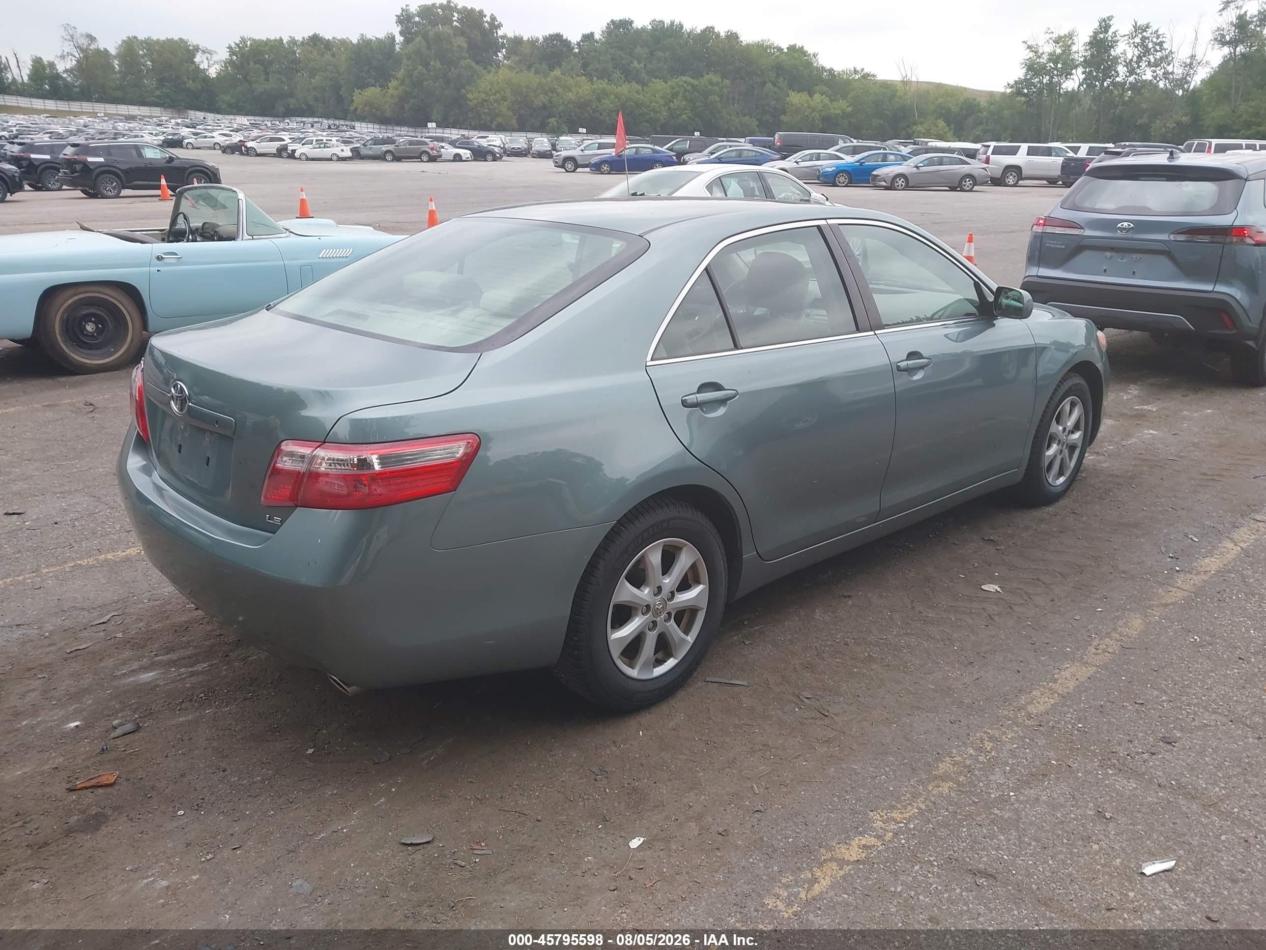2007 Toyota Camry Le V6 Gray vin: JTNBK46K573022924
