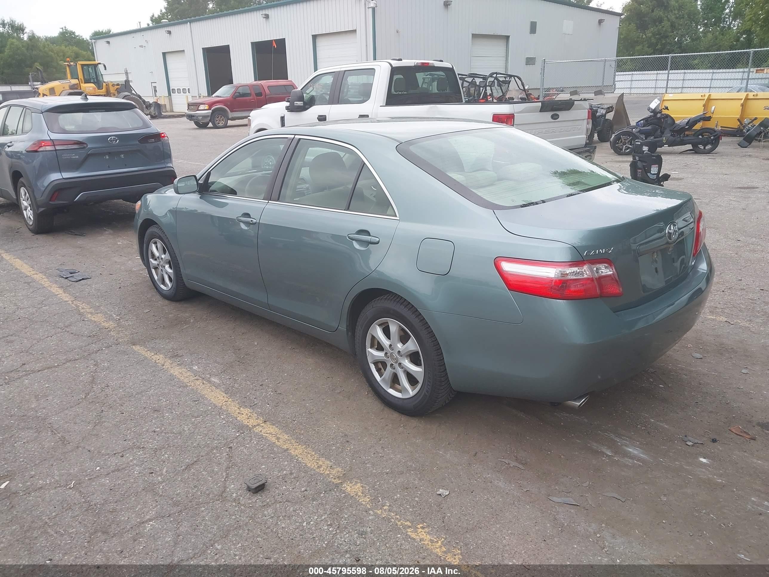 2007 Toyota Camry Le V6 Gray vin: JTNBK46K573022924